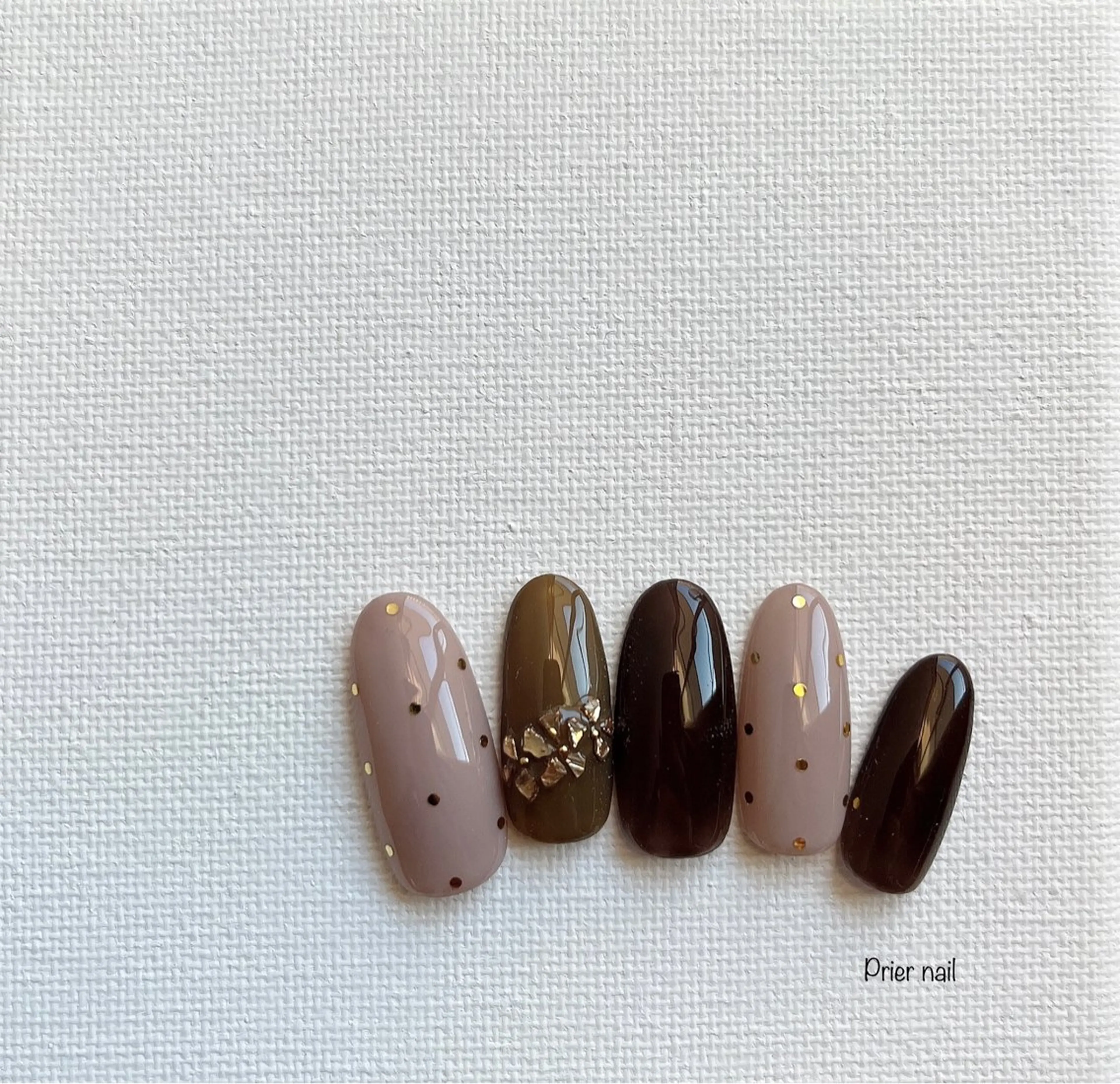 ネイル アートネイル ドット Prier×Kew hair所属・Prier nailのネイルデザイン