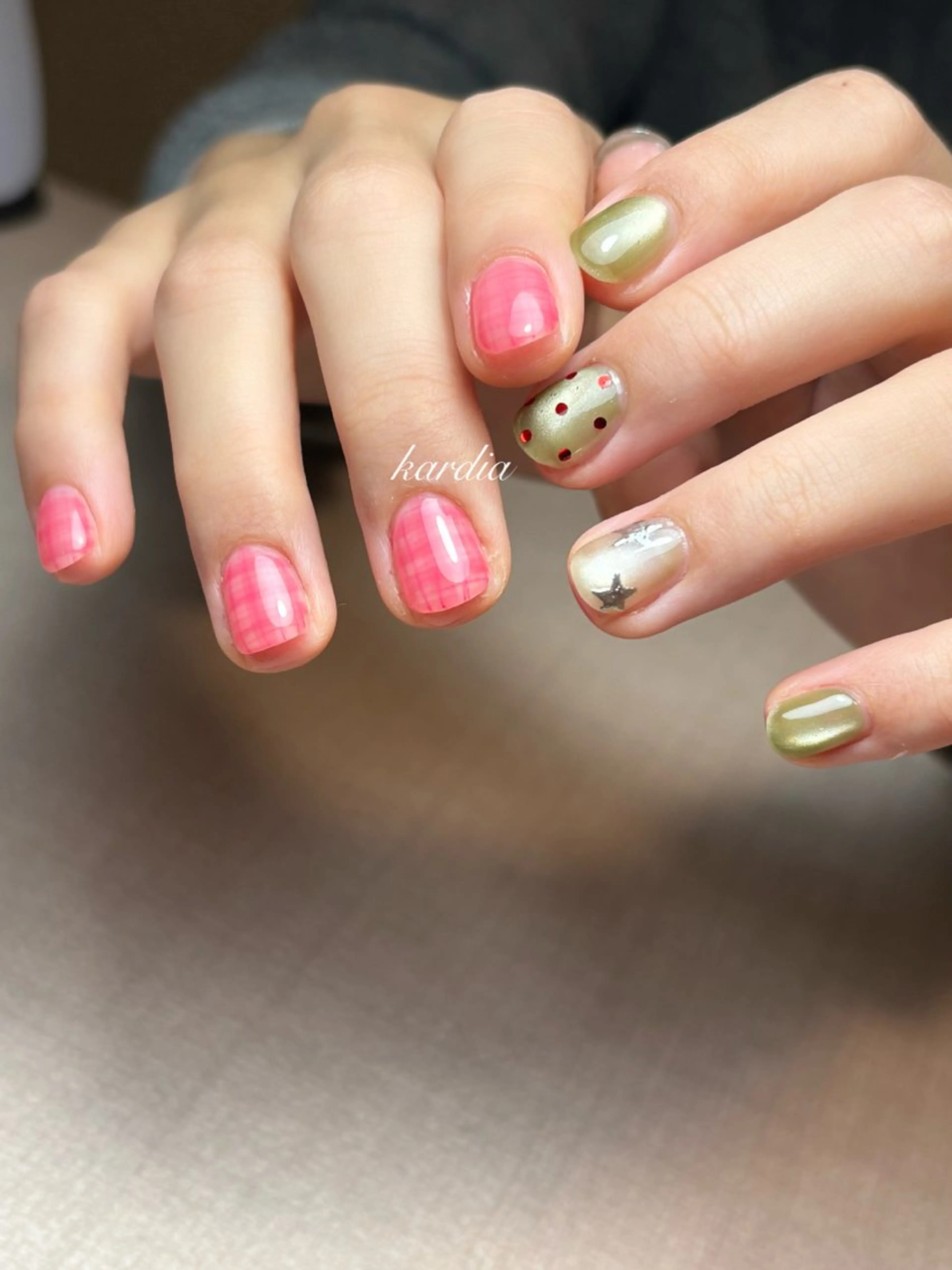 ネイル ハンドネイル καρδιά -ｶﾙﾃﾞｨｱ-のネイルデザイン