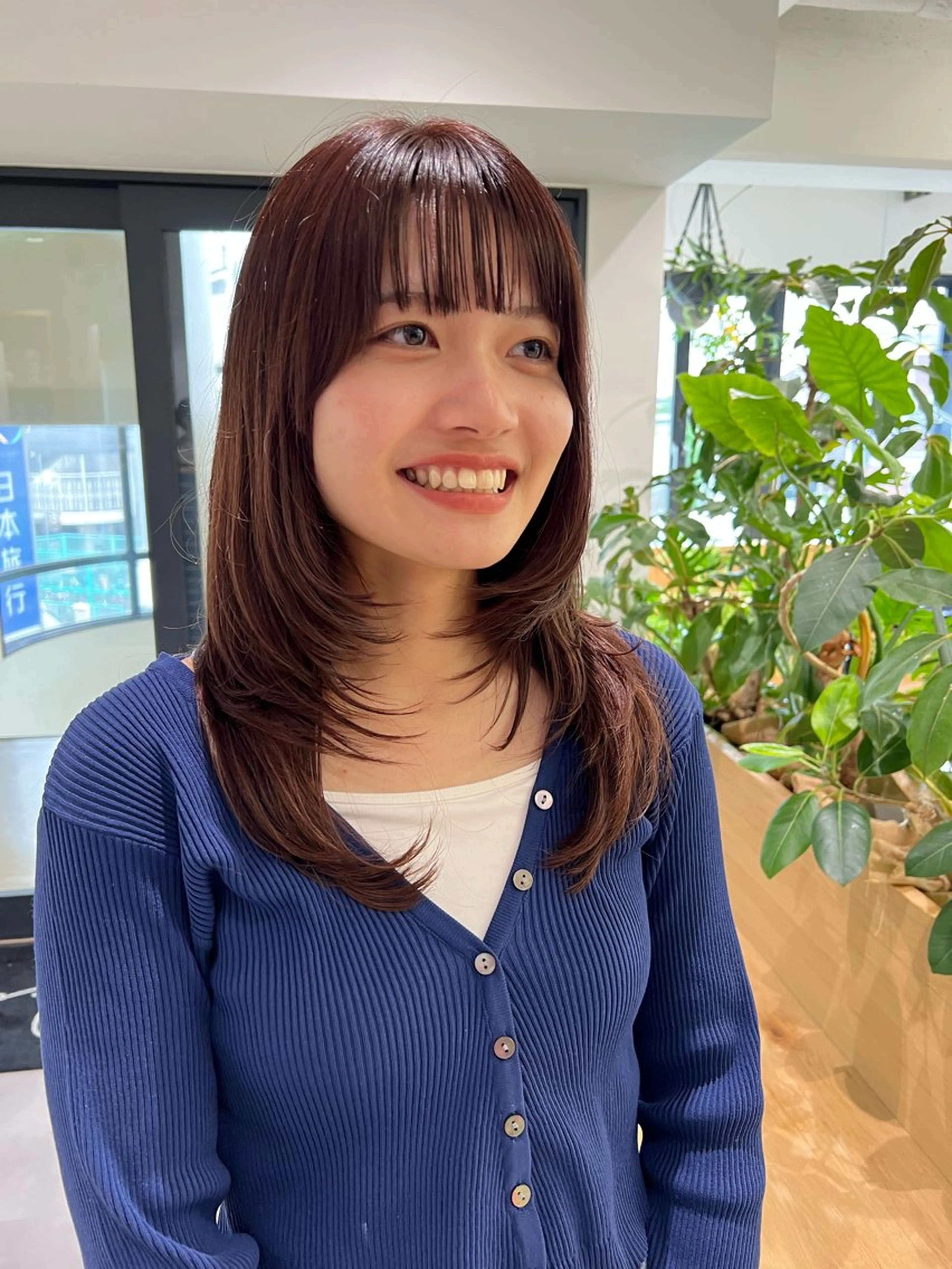 ロング カット ヘアカラー トリートメント 田中 愛梨のヘアスタイル