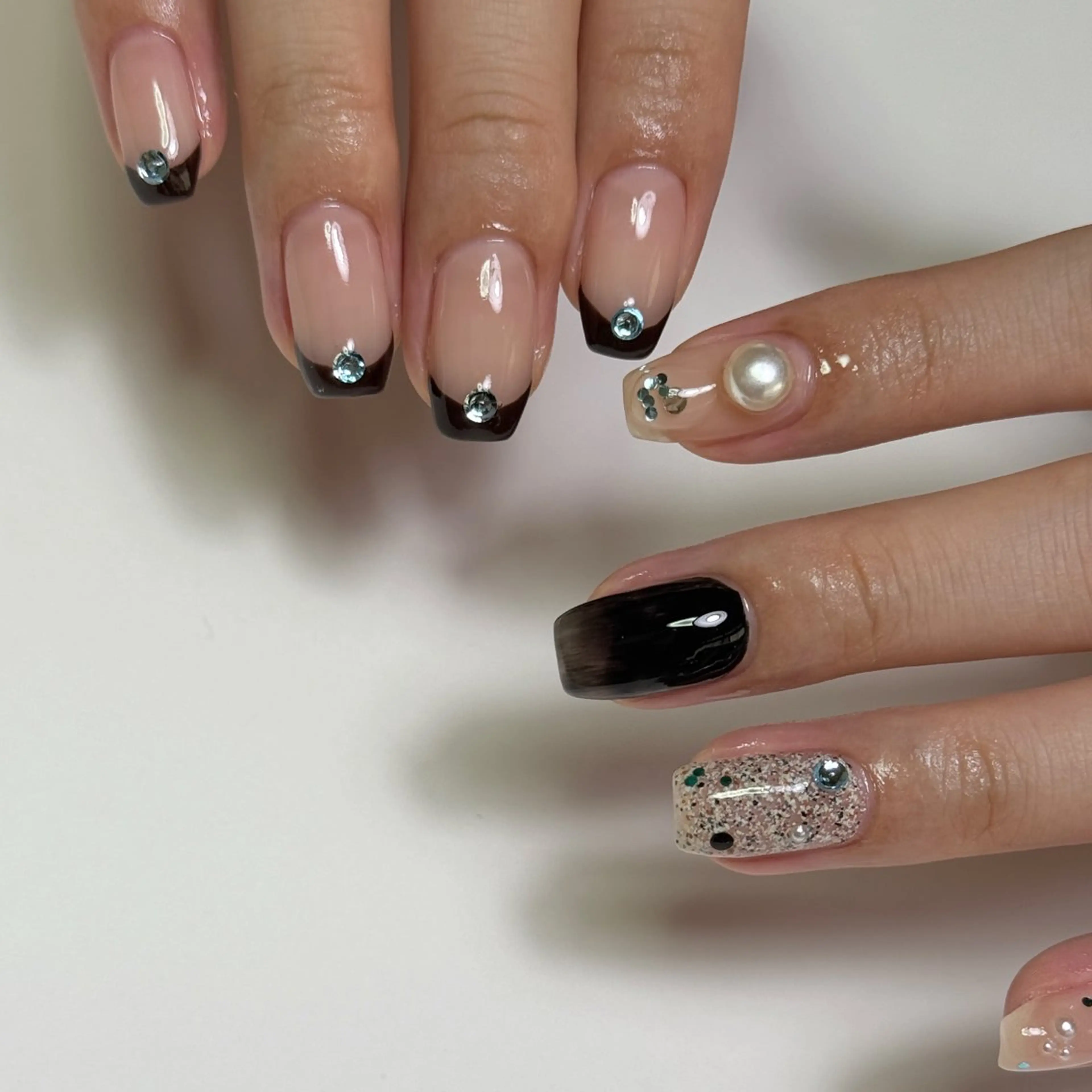 ネイル private salon Lem.所属・Lem. Sayaのネイルデザイン