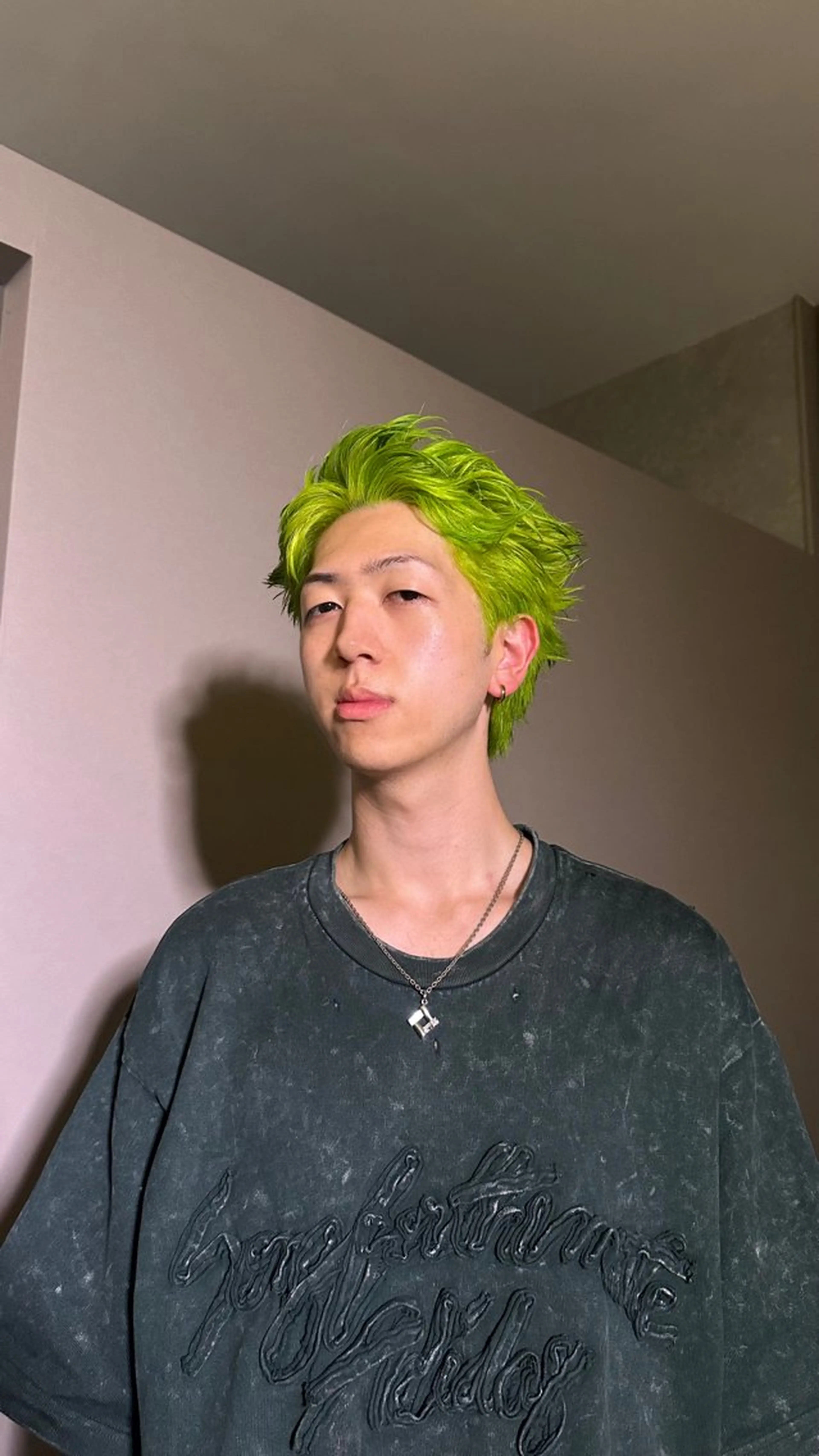 カラー メンズ メンズブリーチ 黒髪 ブリーチ ヘアカラー OPShair所属・sion ✰デザインカラーのヘアスタイル