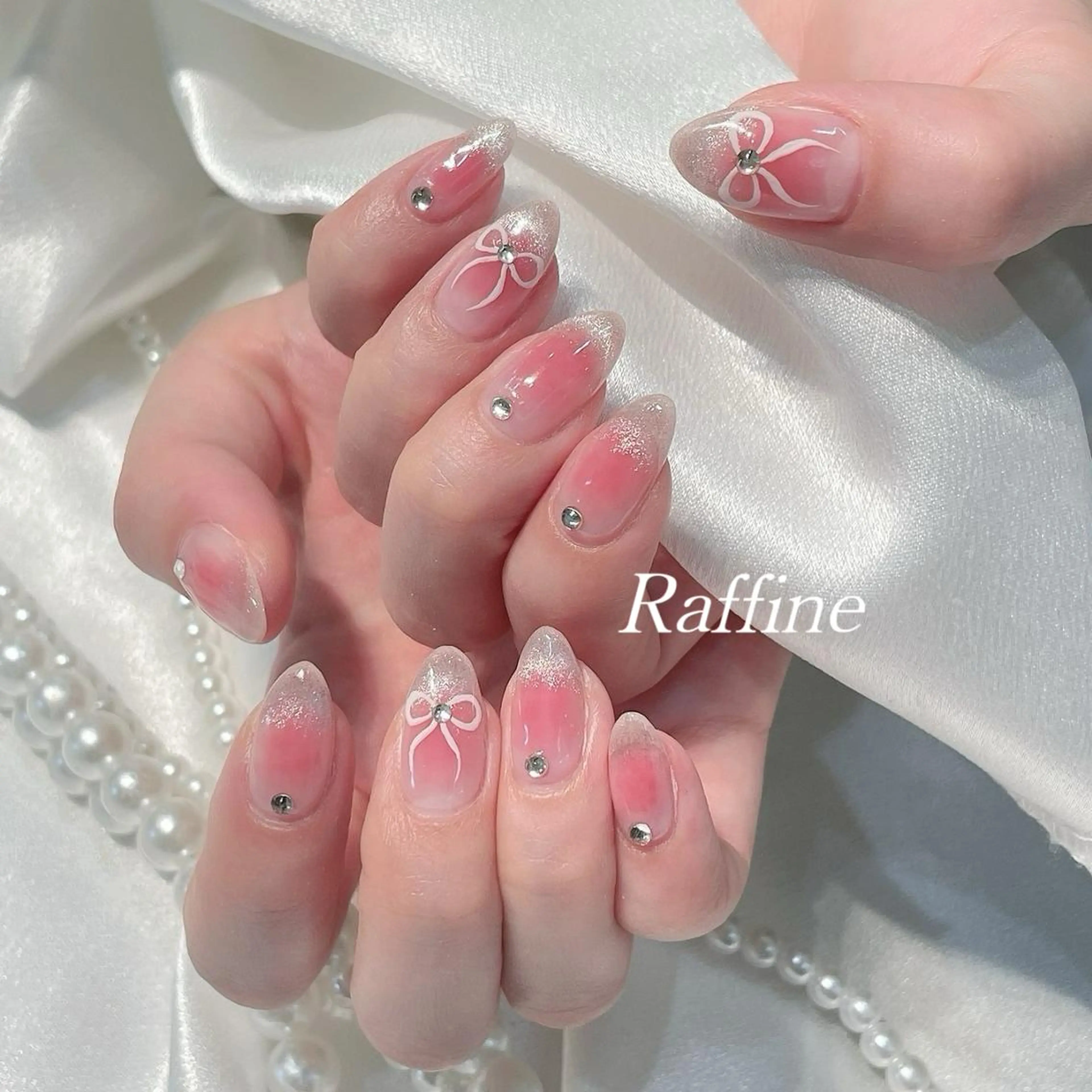 ネイル RAFFINE 月🦋🩵のネイルデザイン