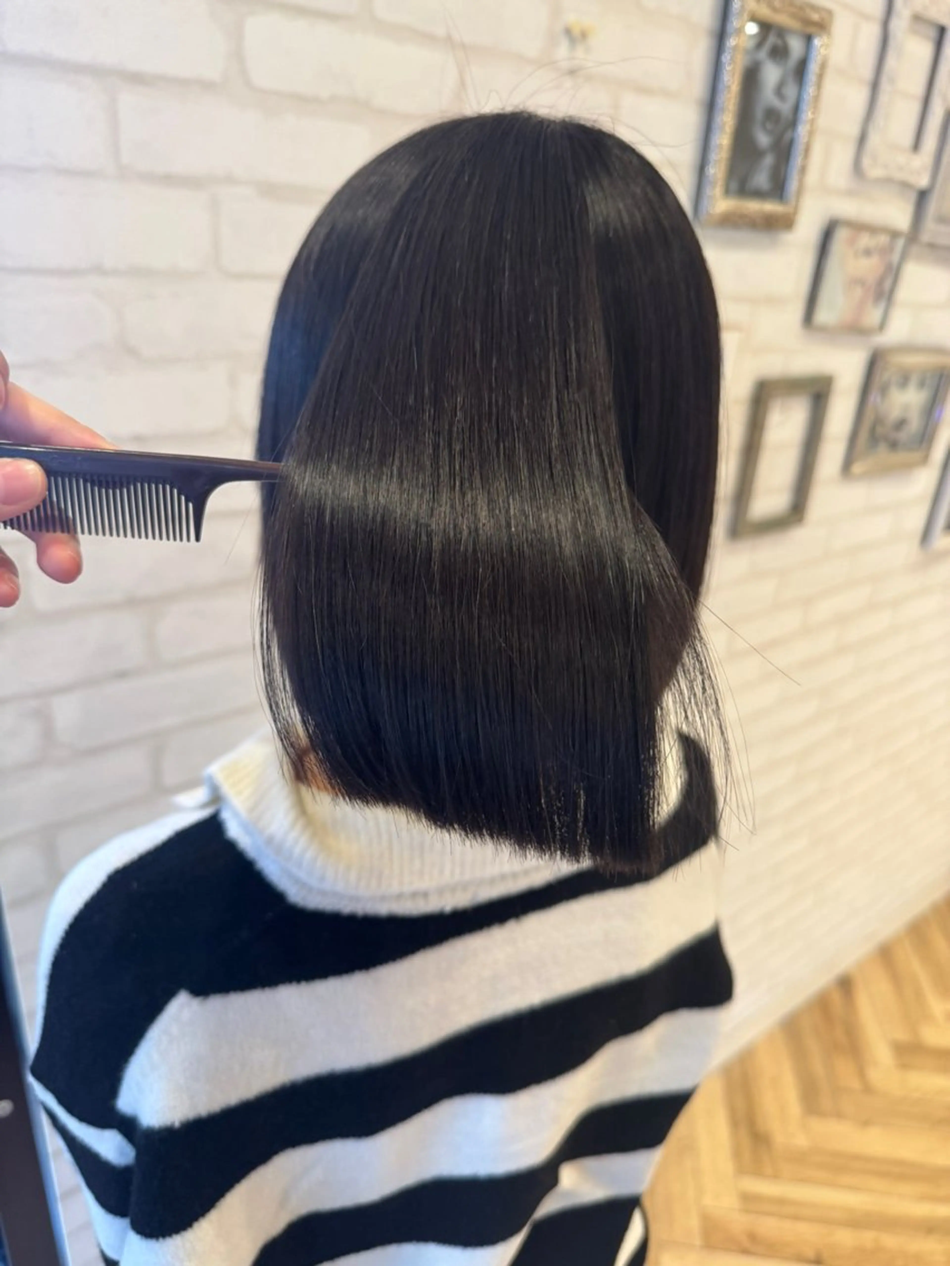 ミディアム カット 縮毛矯正 松下 紗季のヘアスタイル