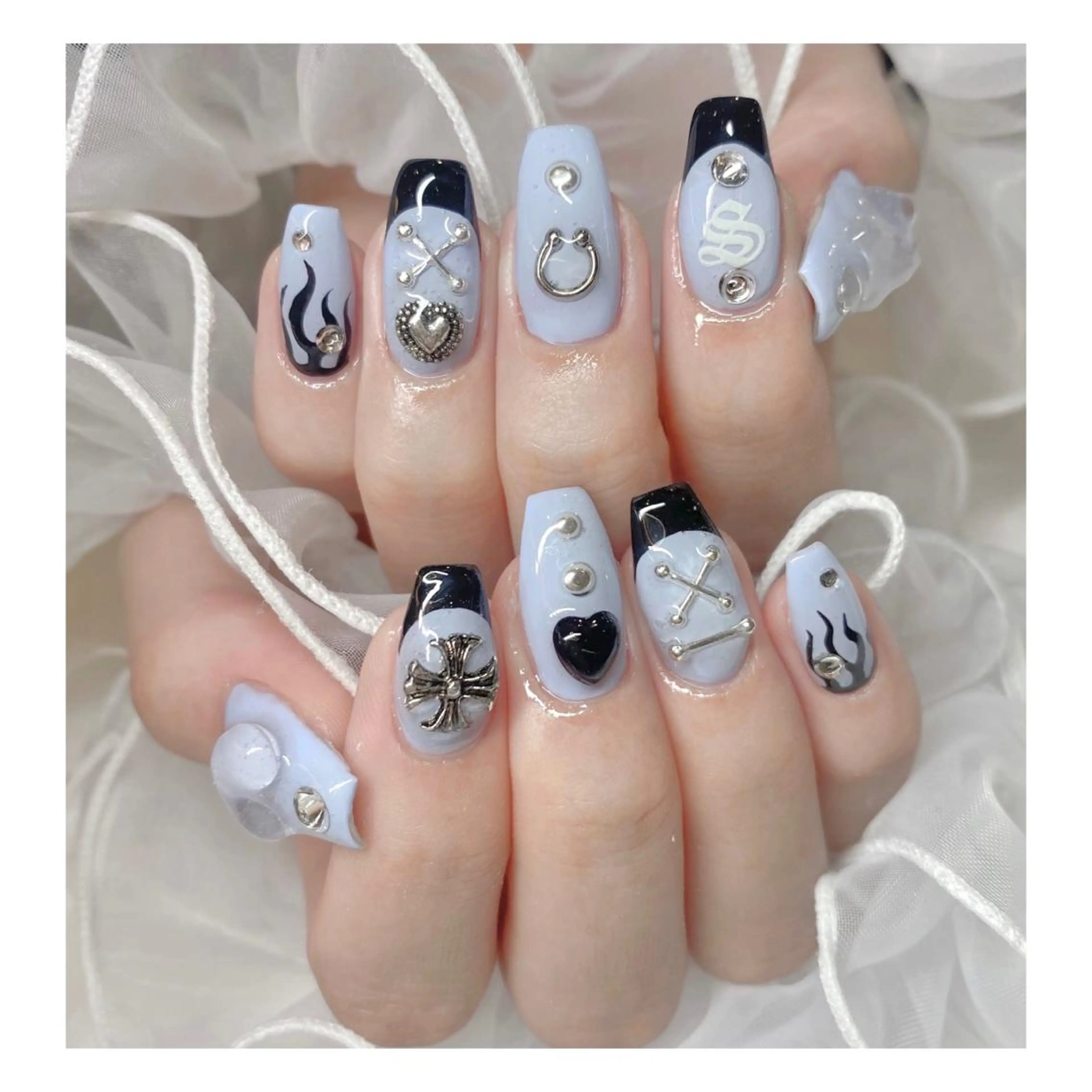 ネイル ブルー nailsalon moca 堀江店所属・moca堀江店 momokaのネイルデザイン