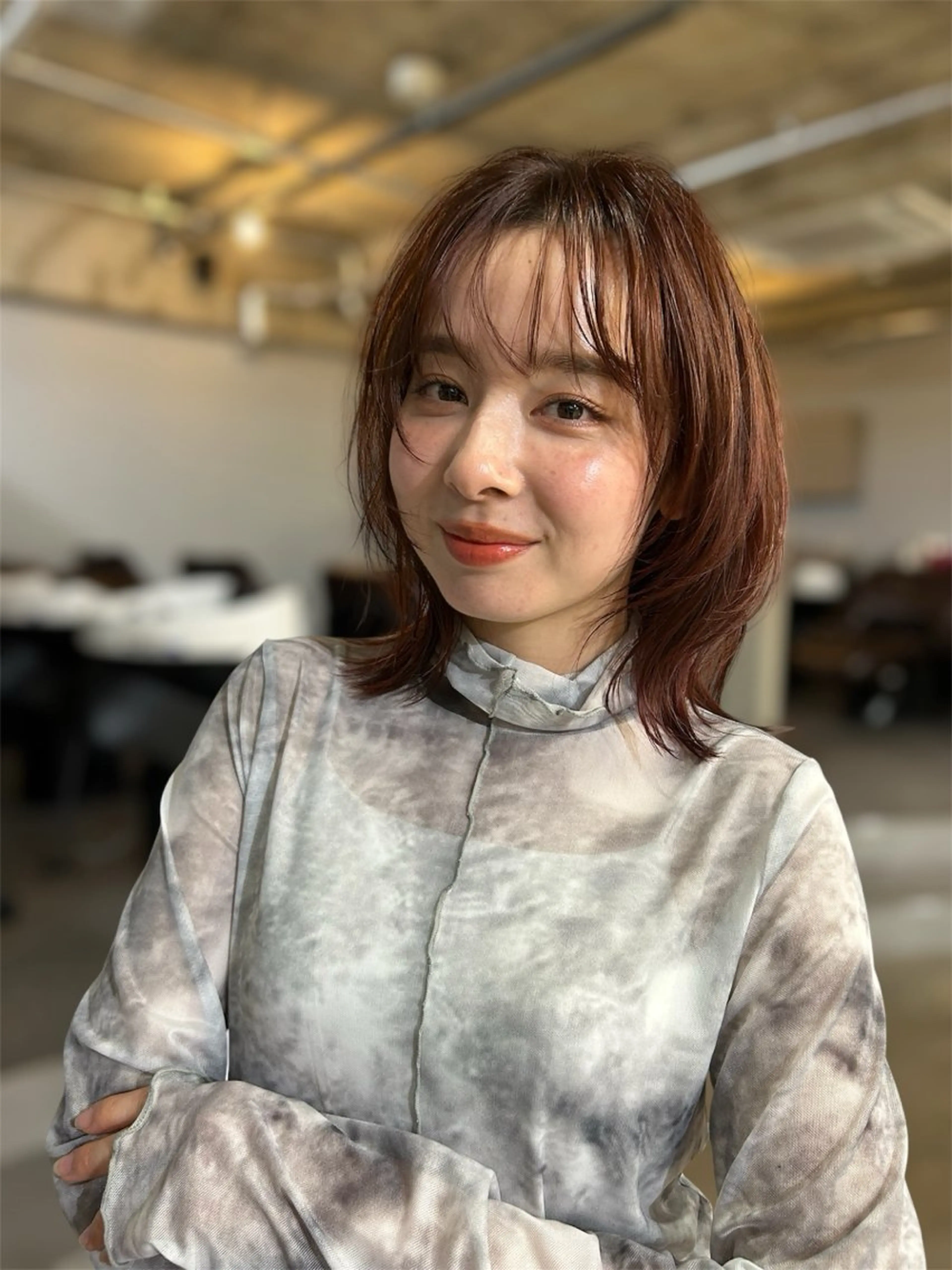 ミディアム カット ヘアカラー CUORE クオーレのヘアスタイル