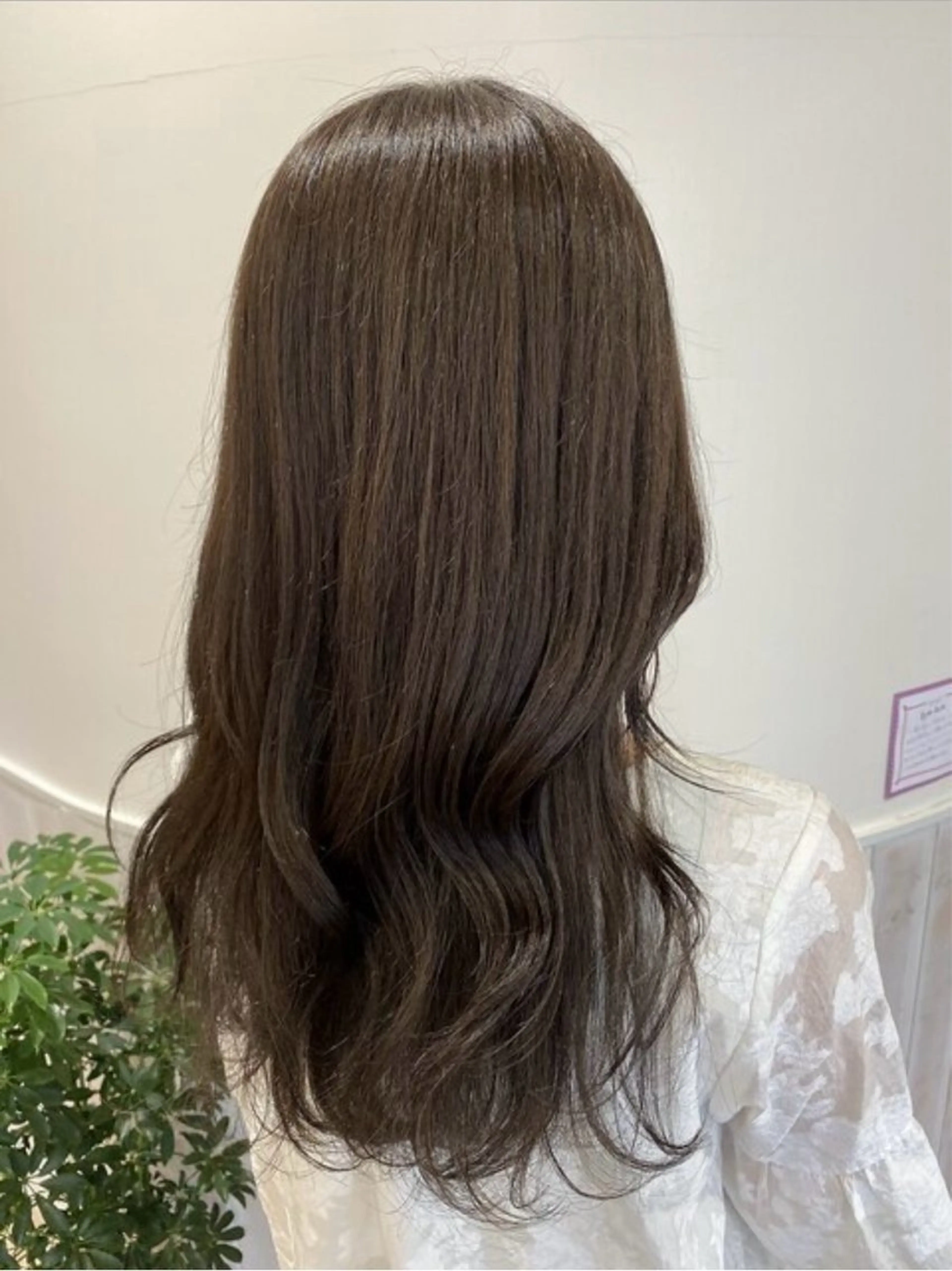 ロング カラー キッズ アッシュ アッシュグレー アッシュグレージュ グレージュ カット ヘアカラー 透け感カラー🌿 小島 りなのヘアスタイル