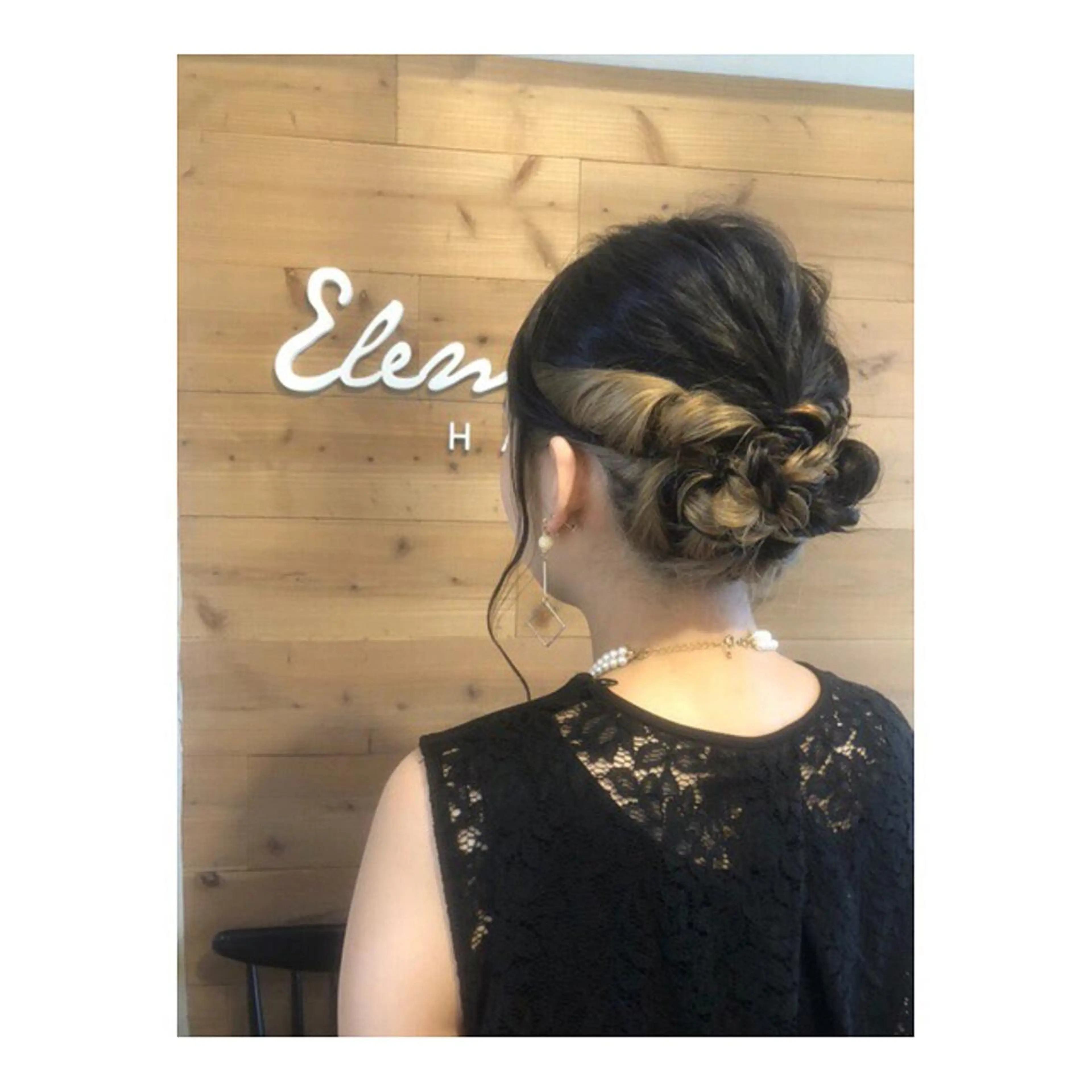 セミロング カラー ヘアアレンジ インナーカラー B.sun所属・鈴木 りなのヘアスタイル
