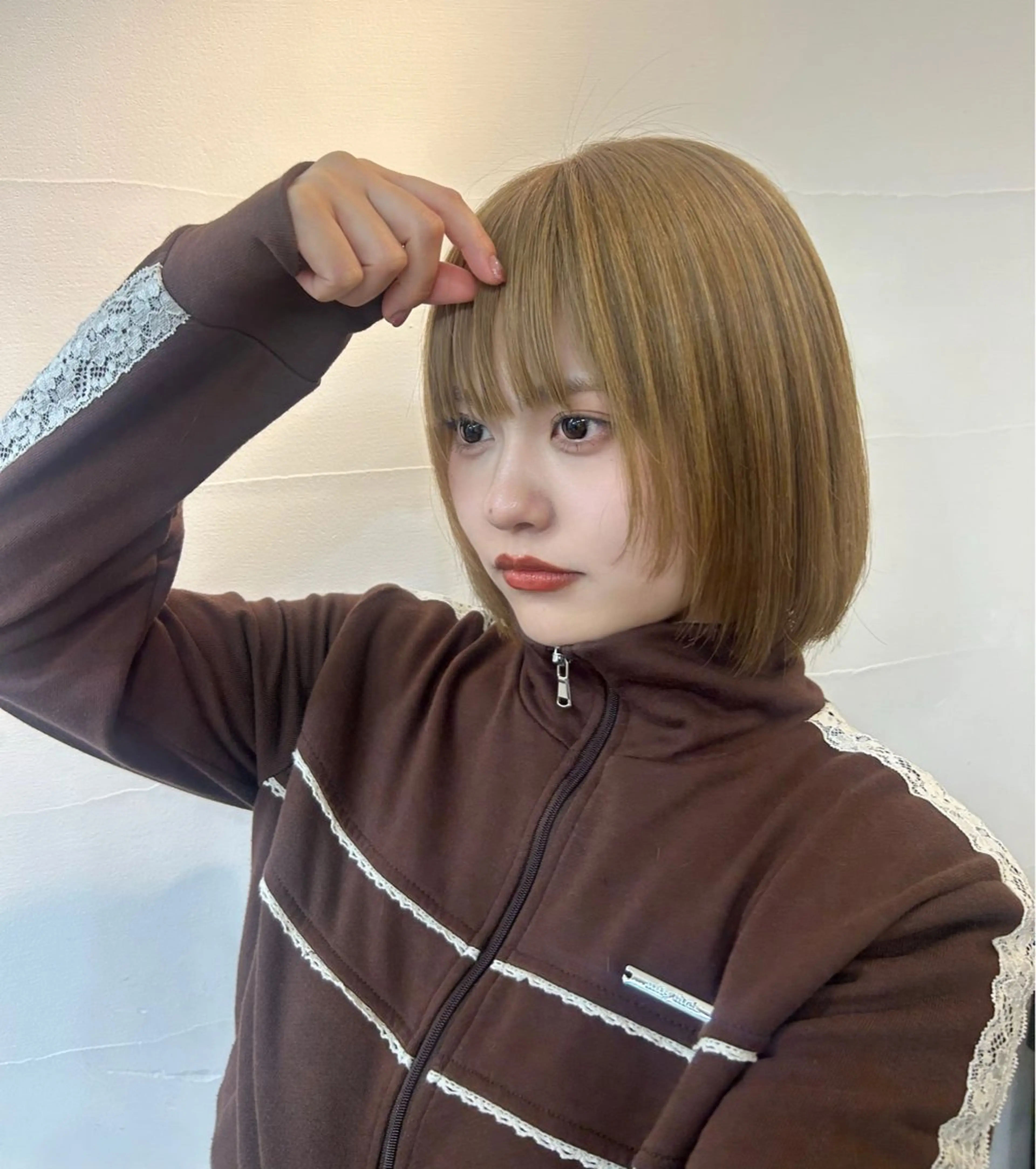 ミディアム 顔まわりレイヤー 顔周りカット レイヤーカット ショート￤ボブ￤顔周 りcut￤ナノコ🎀のヘアスタイル