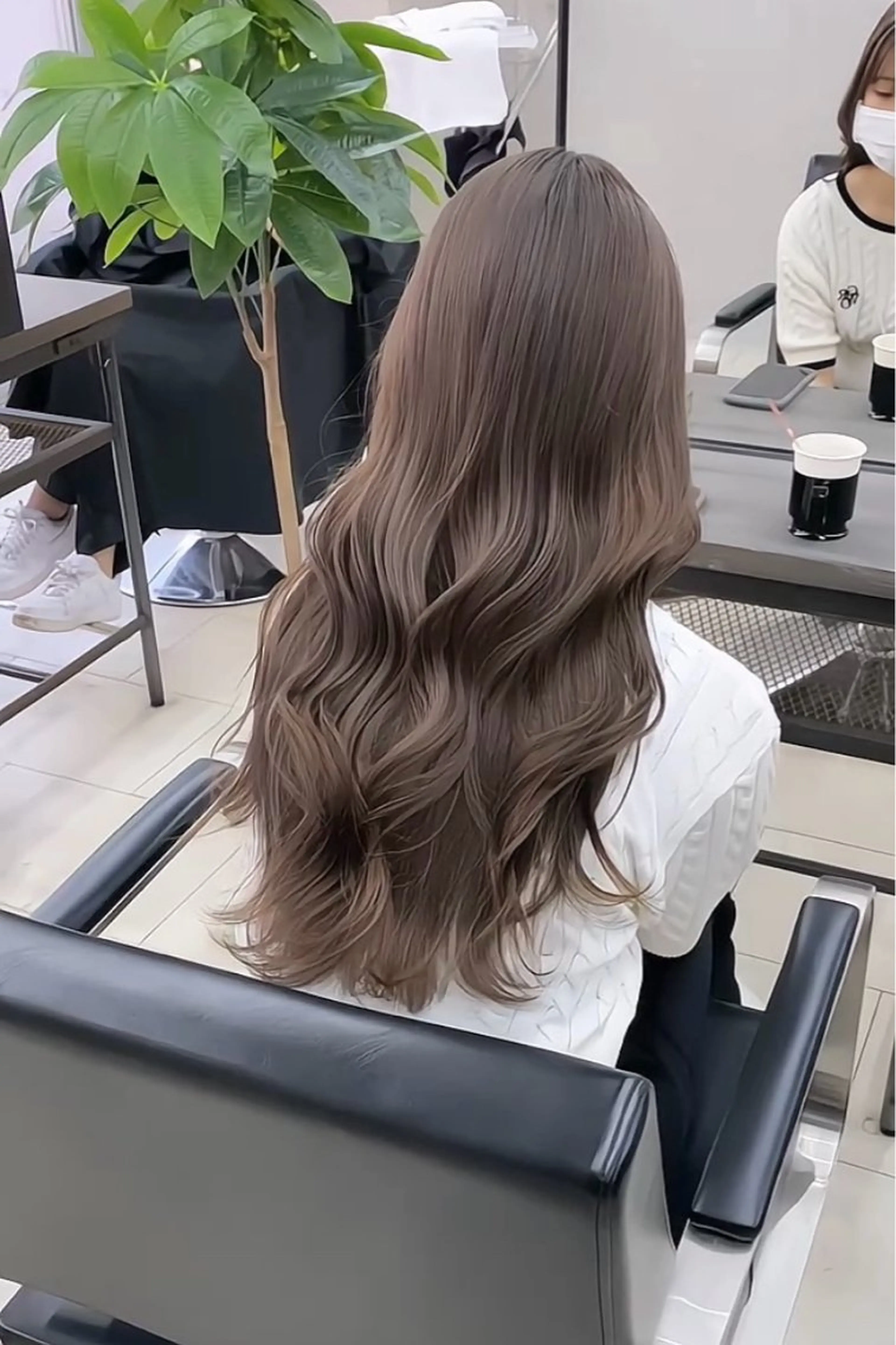 ロング Kvell&Co. YUSUKEのヘアスタイル