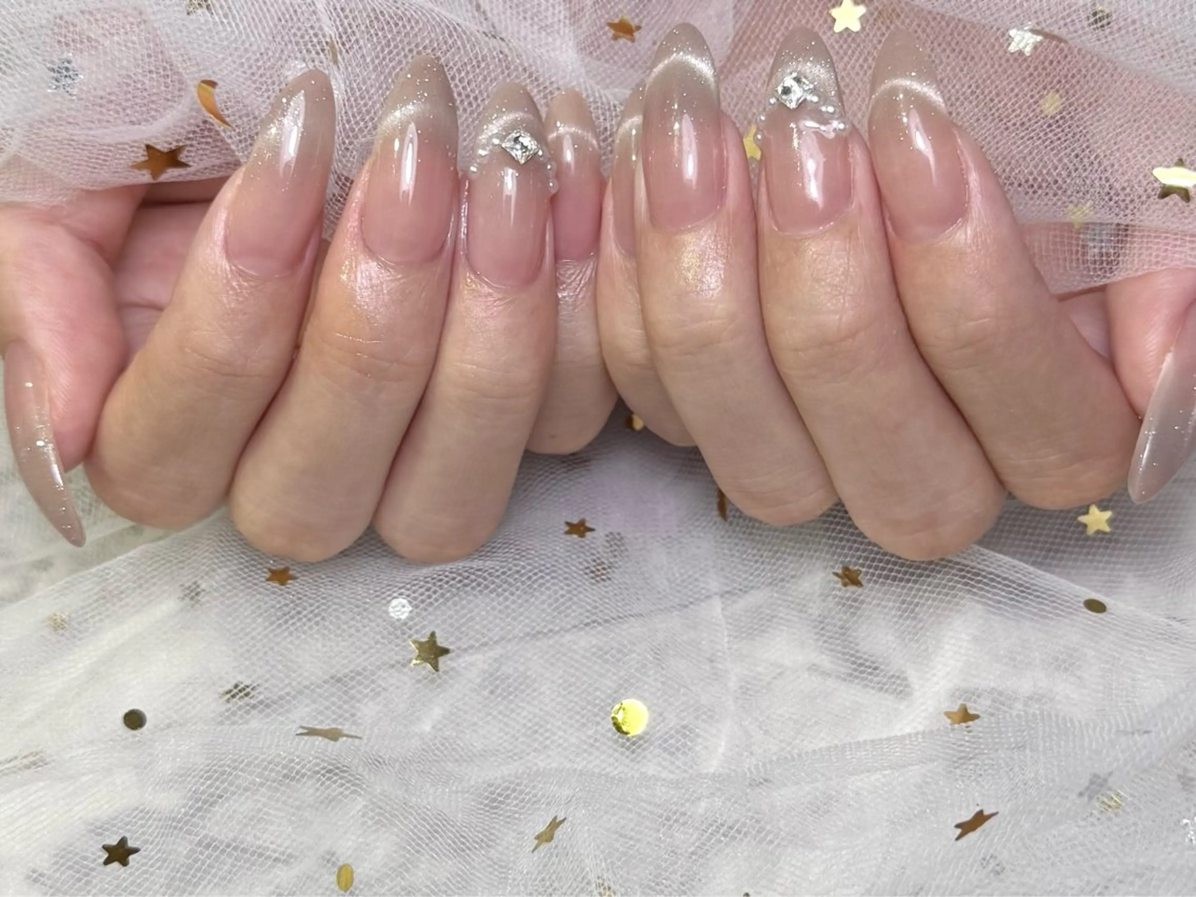 ネイル フレンチネイル マグネットネイル マグネットフレンチ ハンドネイル Mnailsalon フィルイン対応サロンのネイルデザイン