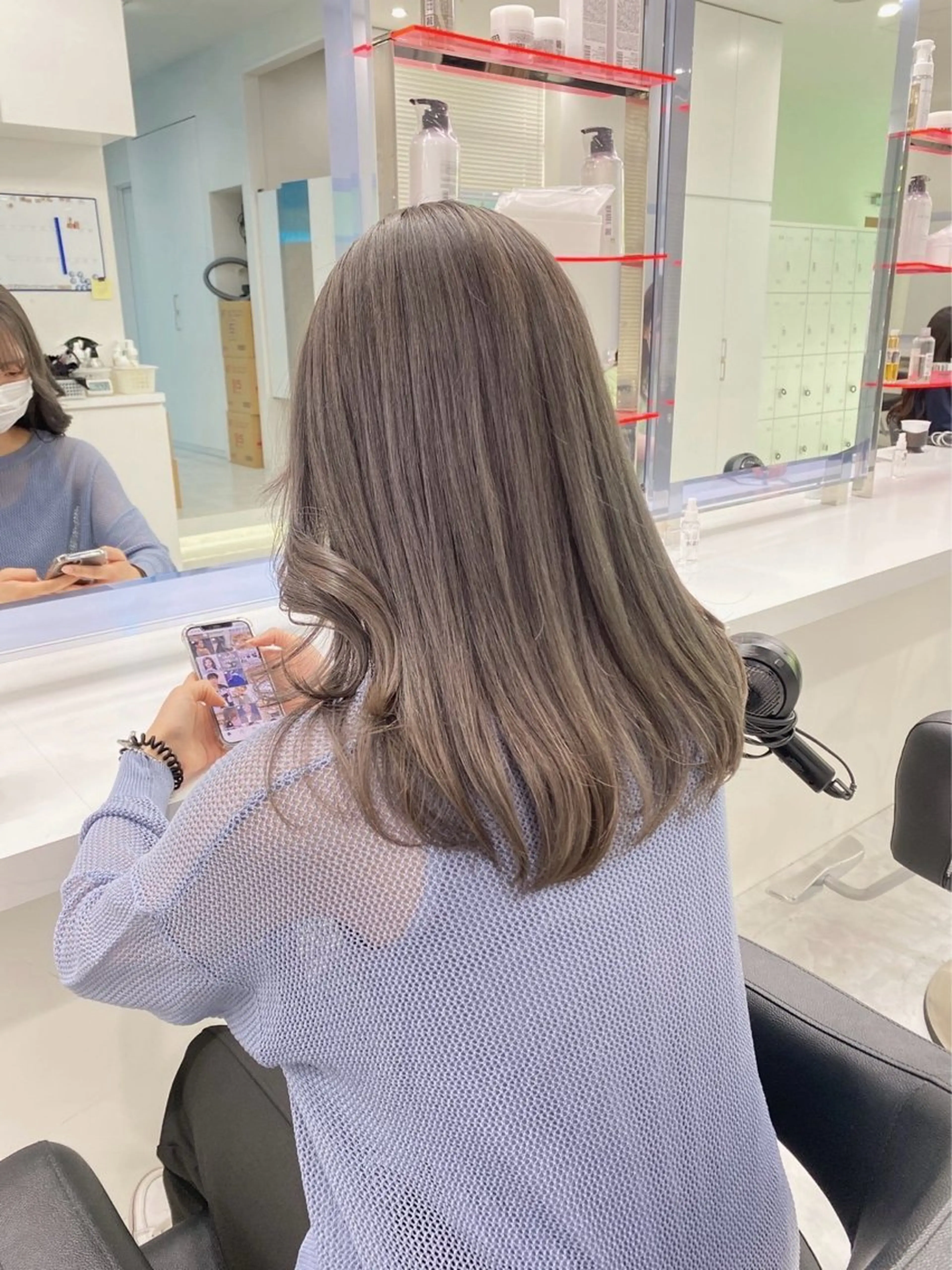 ロング カラー ヘアアレンジ トレンドモテカラー 🩷色落ちまで可愛くのヘアスタイル