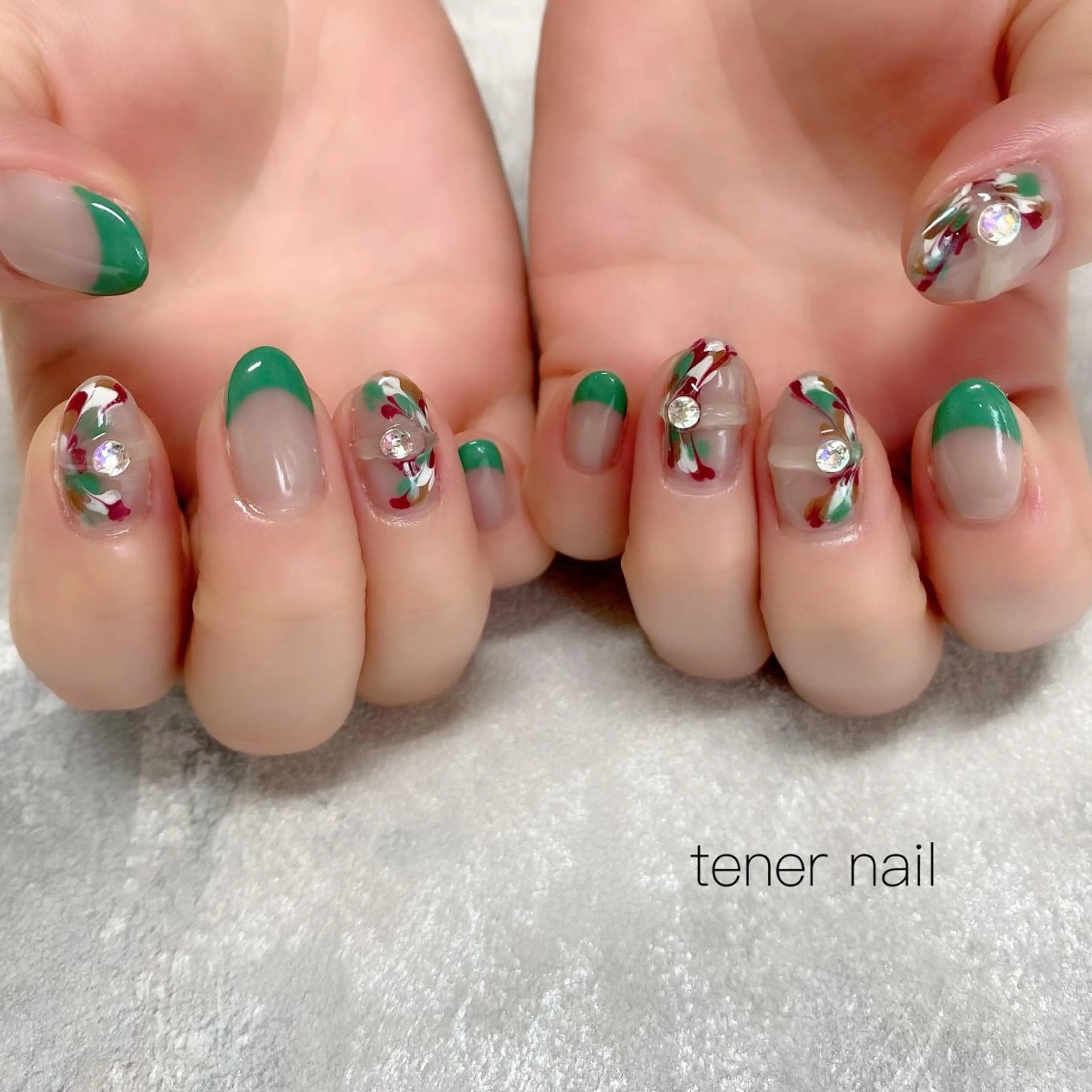 ネイル フレンチネイル ピーコックネイル tener  nail  テネルネイル所属・テネルネイル tener nailのネイルデザイン