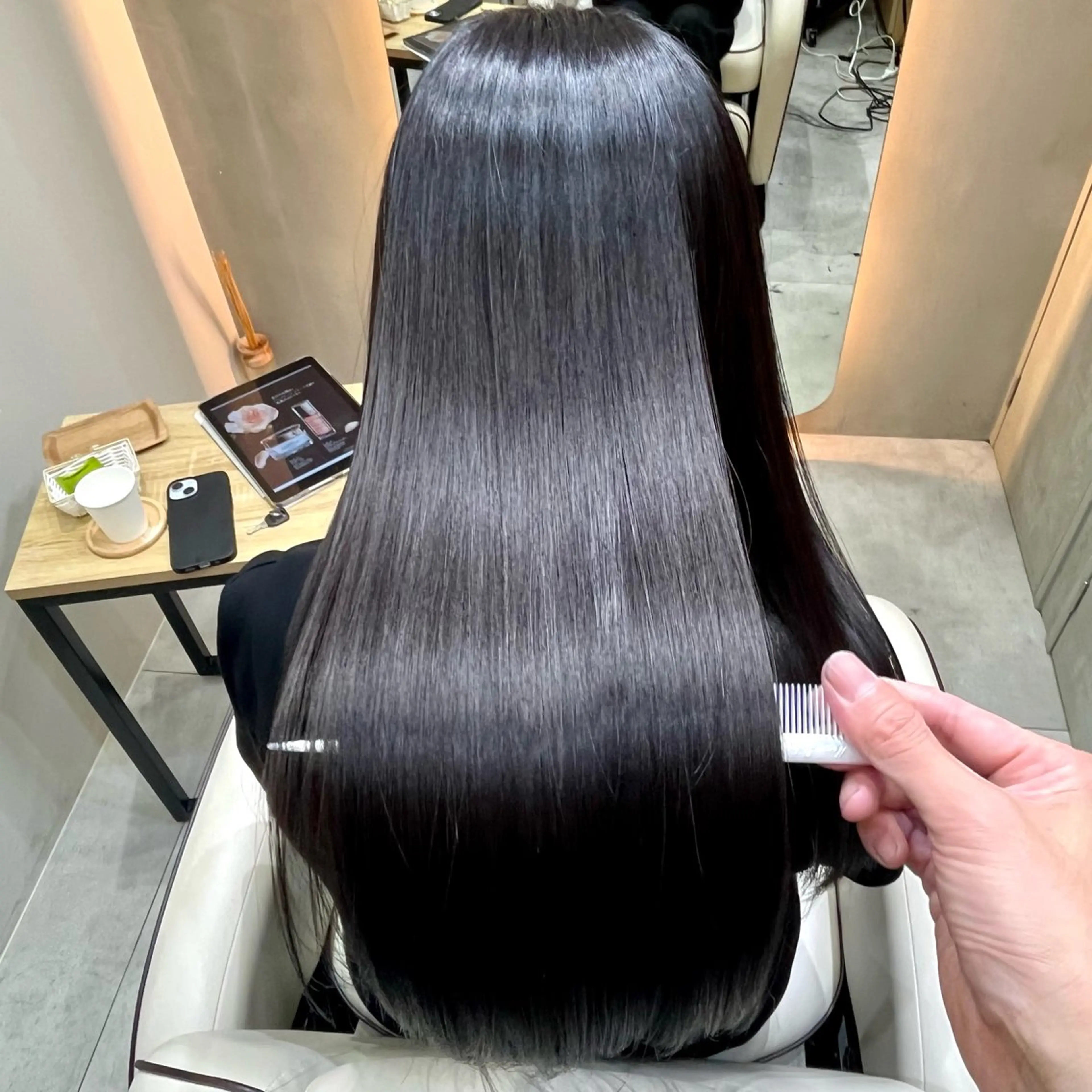 ロング カット 縮毛矯正 トリートメント Soleriaソレリア所属・傷みが少ないカラー/ 美髪矯正/山口玲緒奈のヘアスタイル