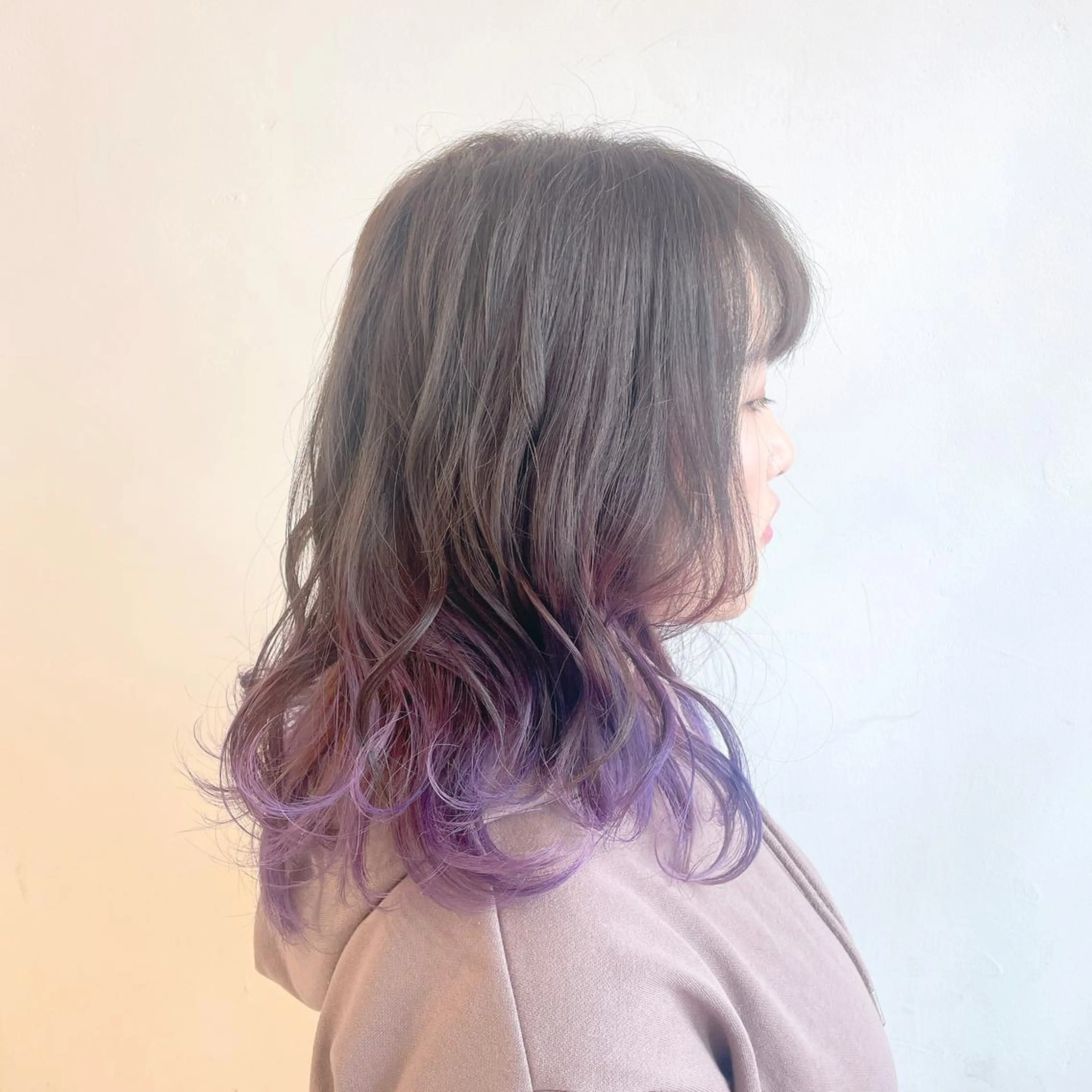 ミディアム カラー バレイヤージュ ブリーチ ブルーカラー ブルーパープル ケアブリーチ ヘアカラー トリートメント デザインカラー髪質 改善Lilithのその他イメージ