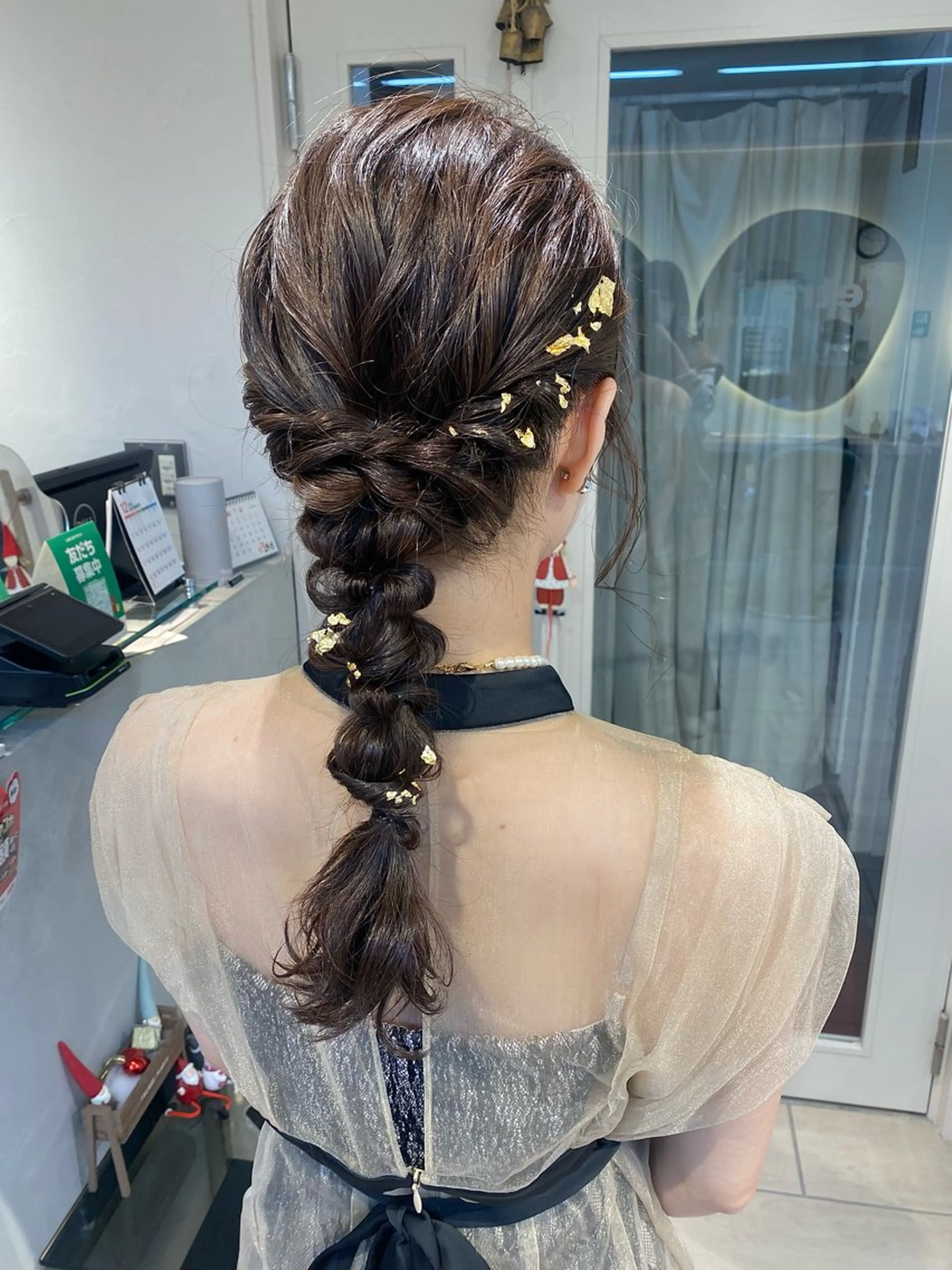 セミロング ヘアアレンジ 結婚式・ブライダル ヘアセット Aya　ブリーチなし 🌱　ダブルカラーのヘアスタイル