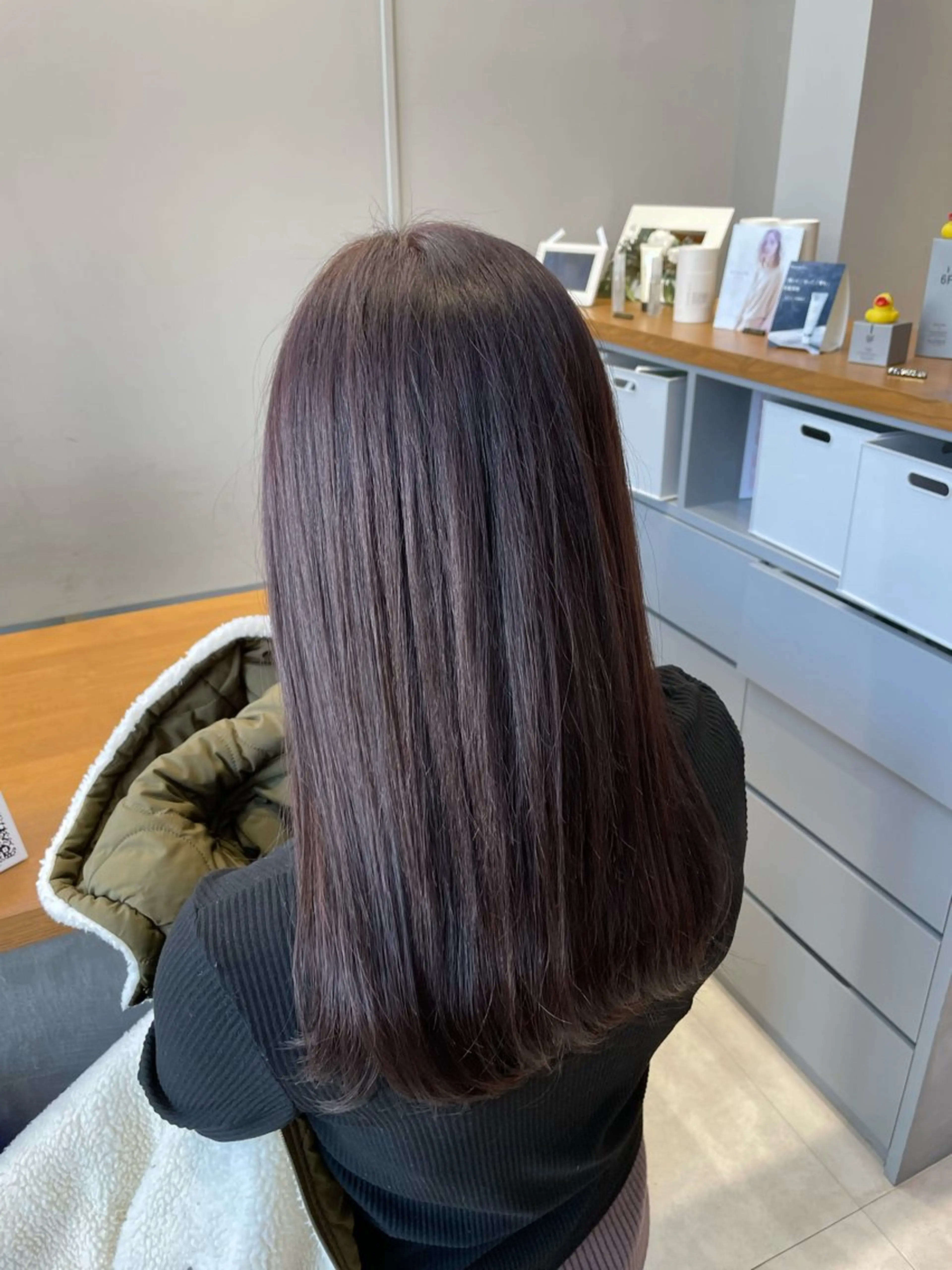 ロング カラー パープルカラー カット ヘアカラー エマ ピボット 中川店所属・富原崇太/ 透明感カラー/韓国風のヘアスタイル
