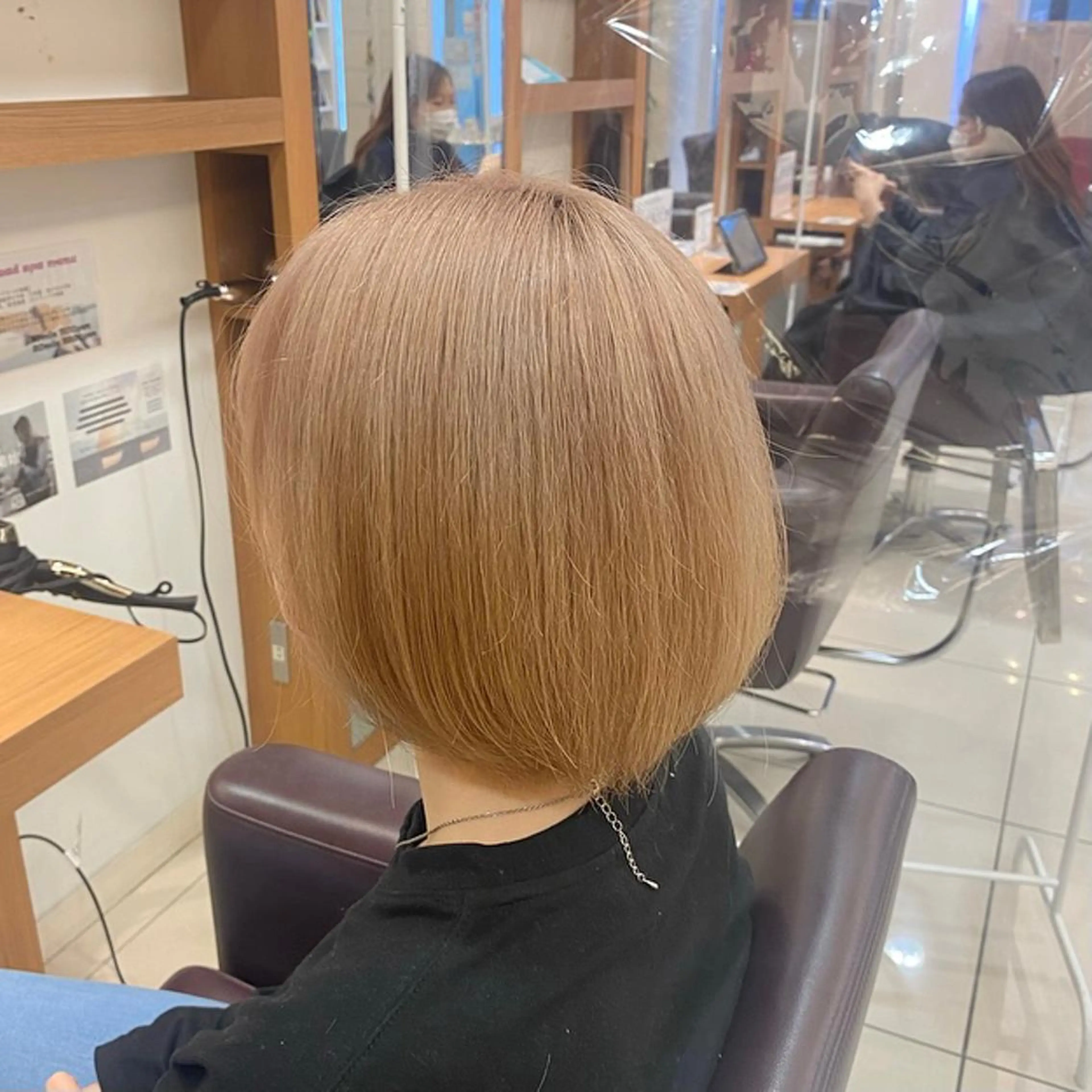 ショート カラー ヘアカラー トリートメント 【カラー指名No 1✨】原田響のヘアスタイル