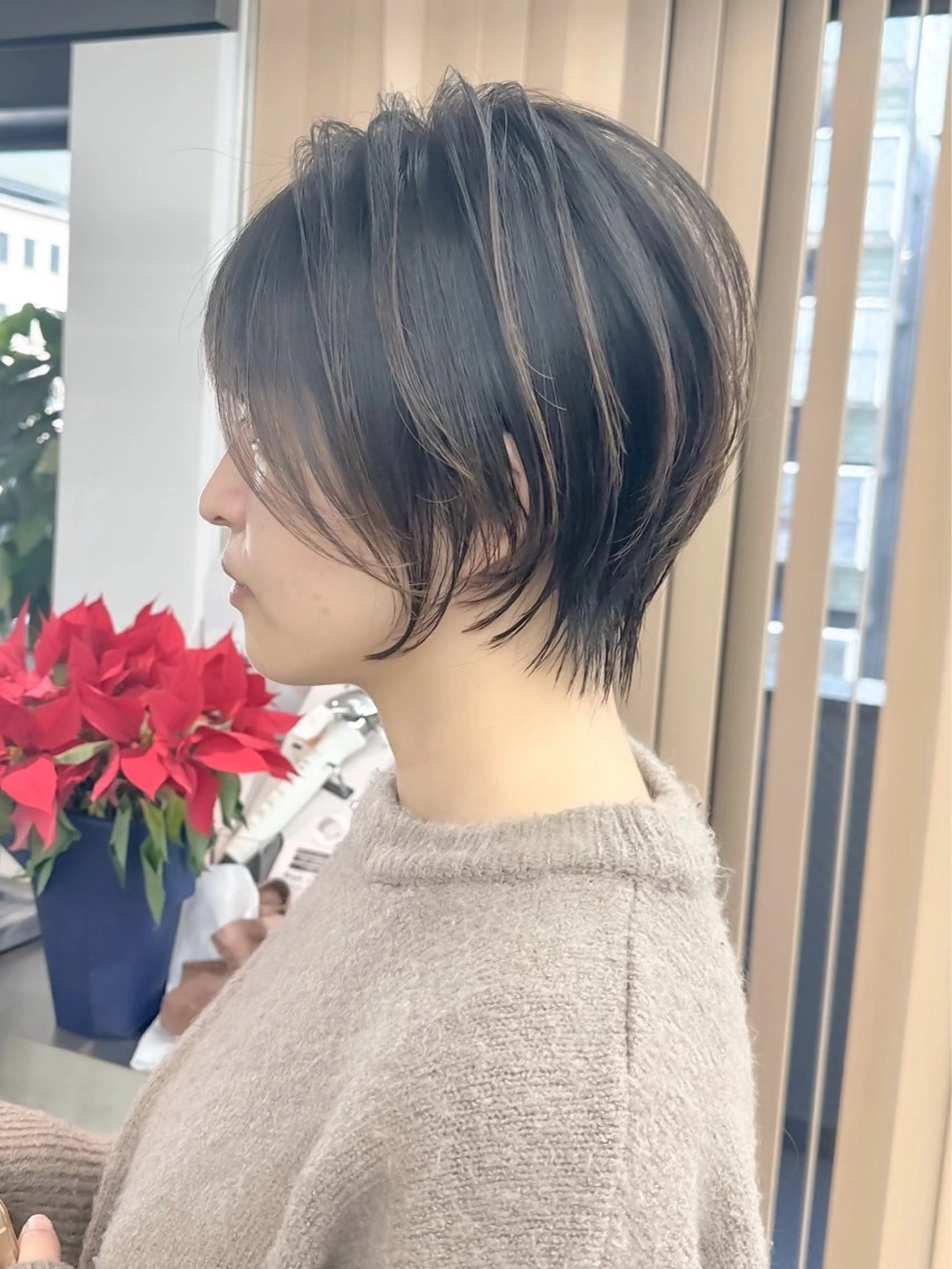 ショート カラー Lond ciel所属・ショート🩵/パーマ 🇰🇷/月音のヘアスタイル