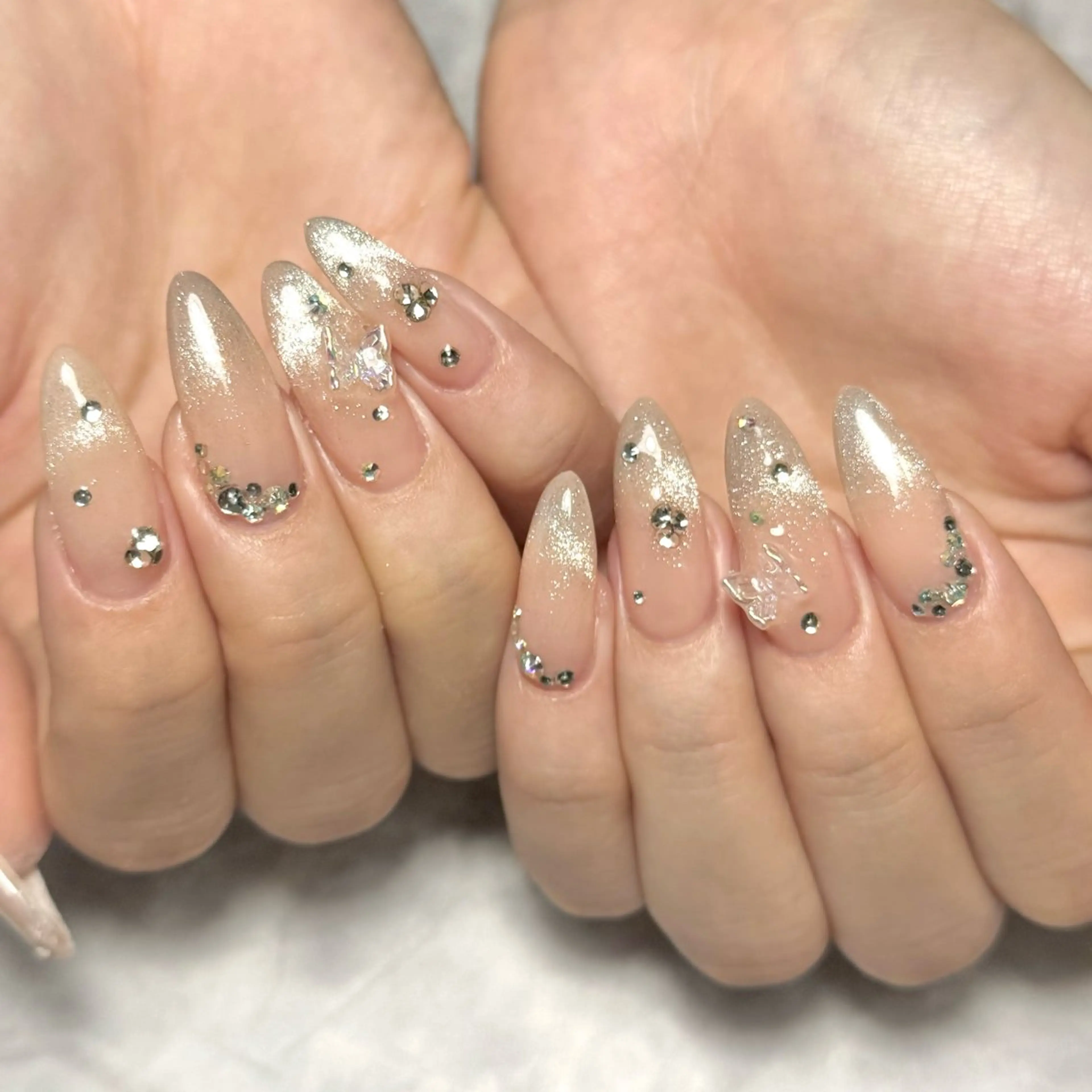 ネイル フレンチネイル キラキラネイル マグネットネイル マグネットフレンチ 夏ネイル ハンドネイル Nail Salon Lillion【リリオン】所属・lillion karenのネイルデザイン