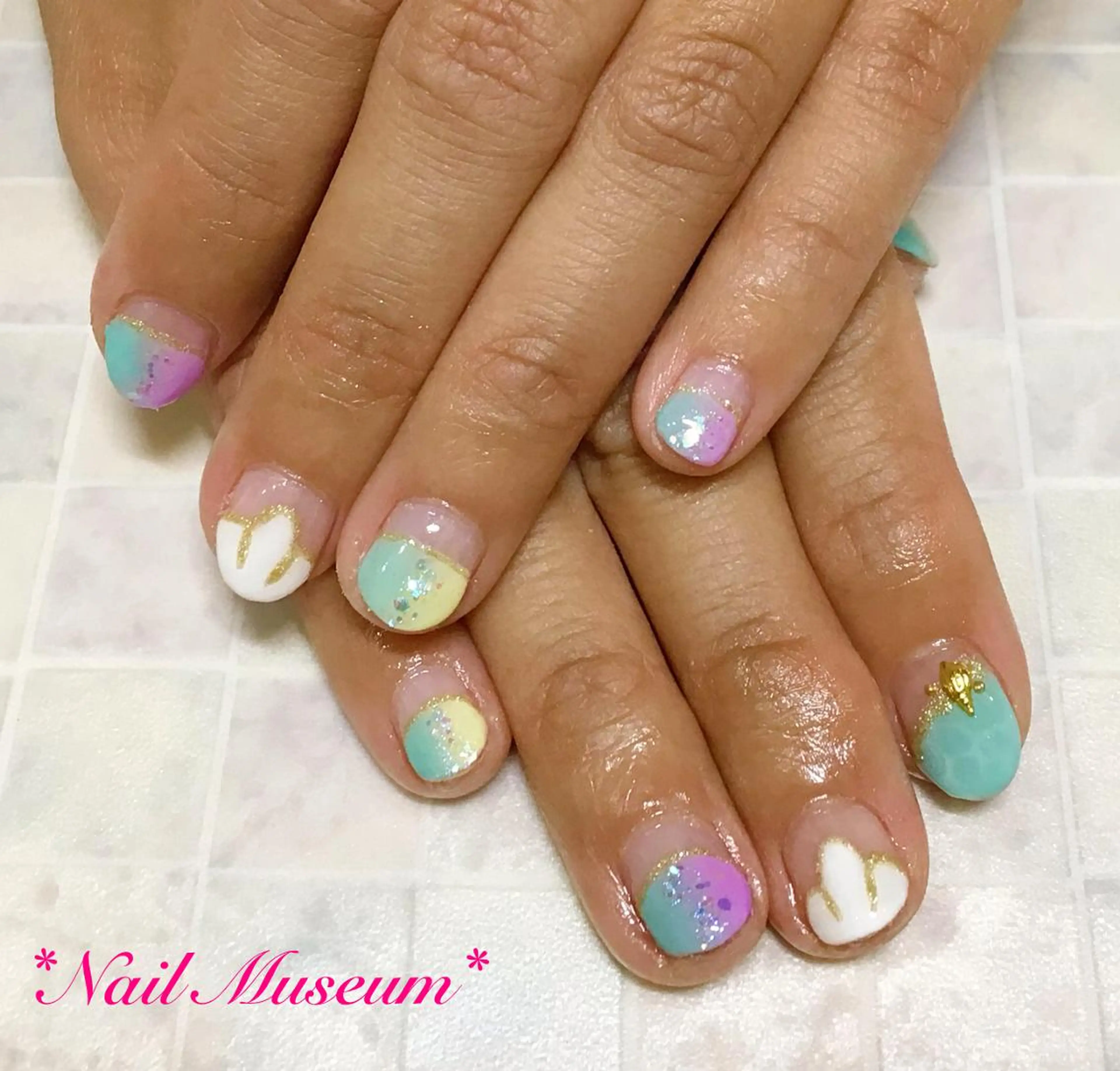 ネイル アートネイル フットネイル フレンチネイル ジェルネイル ハート マグネットネイル💛 Hayakawaのネイルデザイン