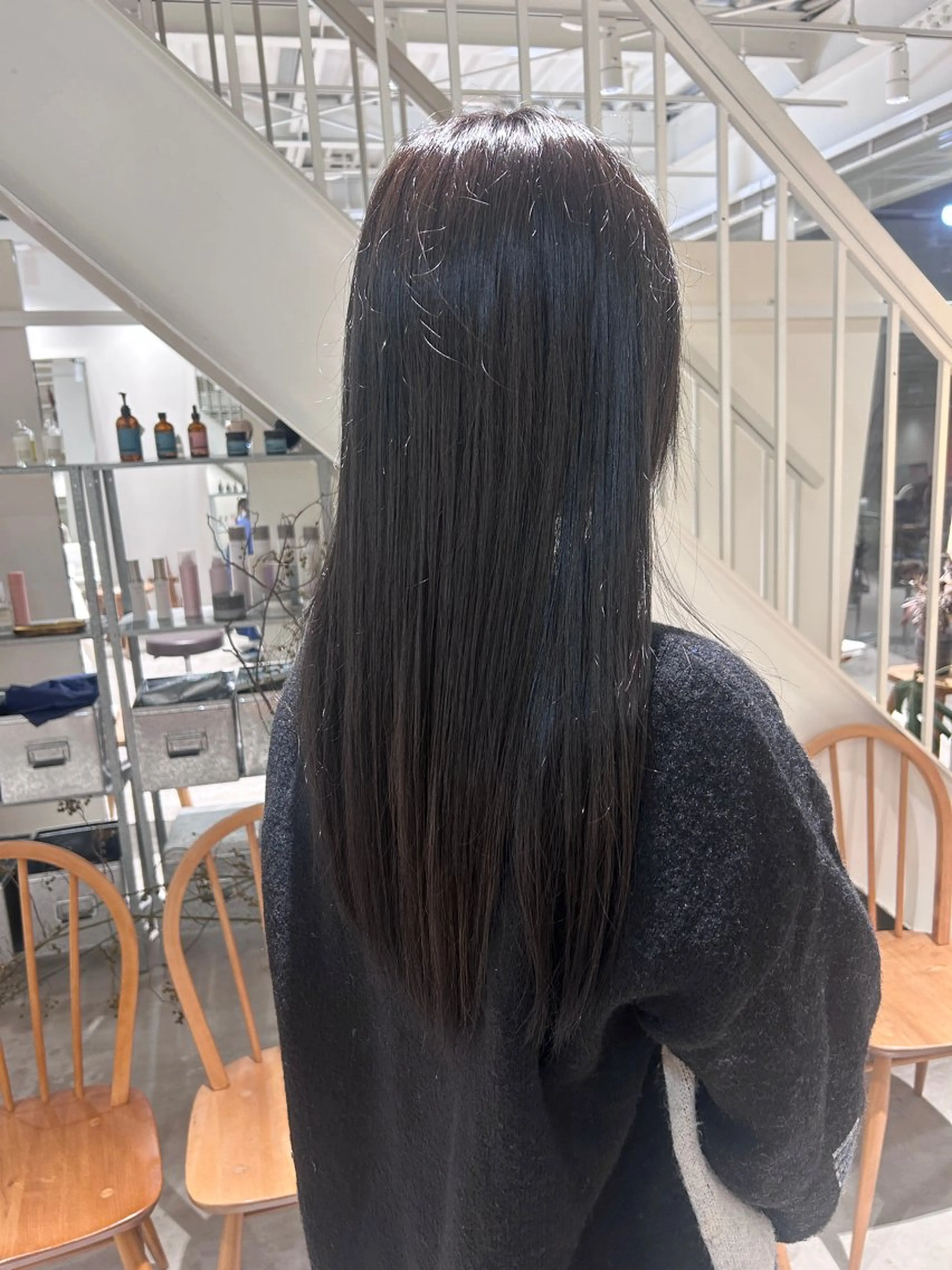 ロング ヘアカラー 篠原 若奈のヘアスタイル