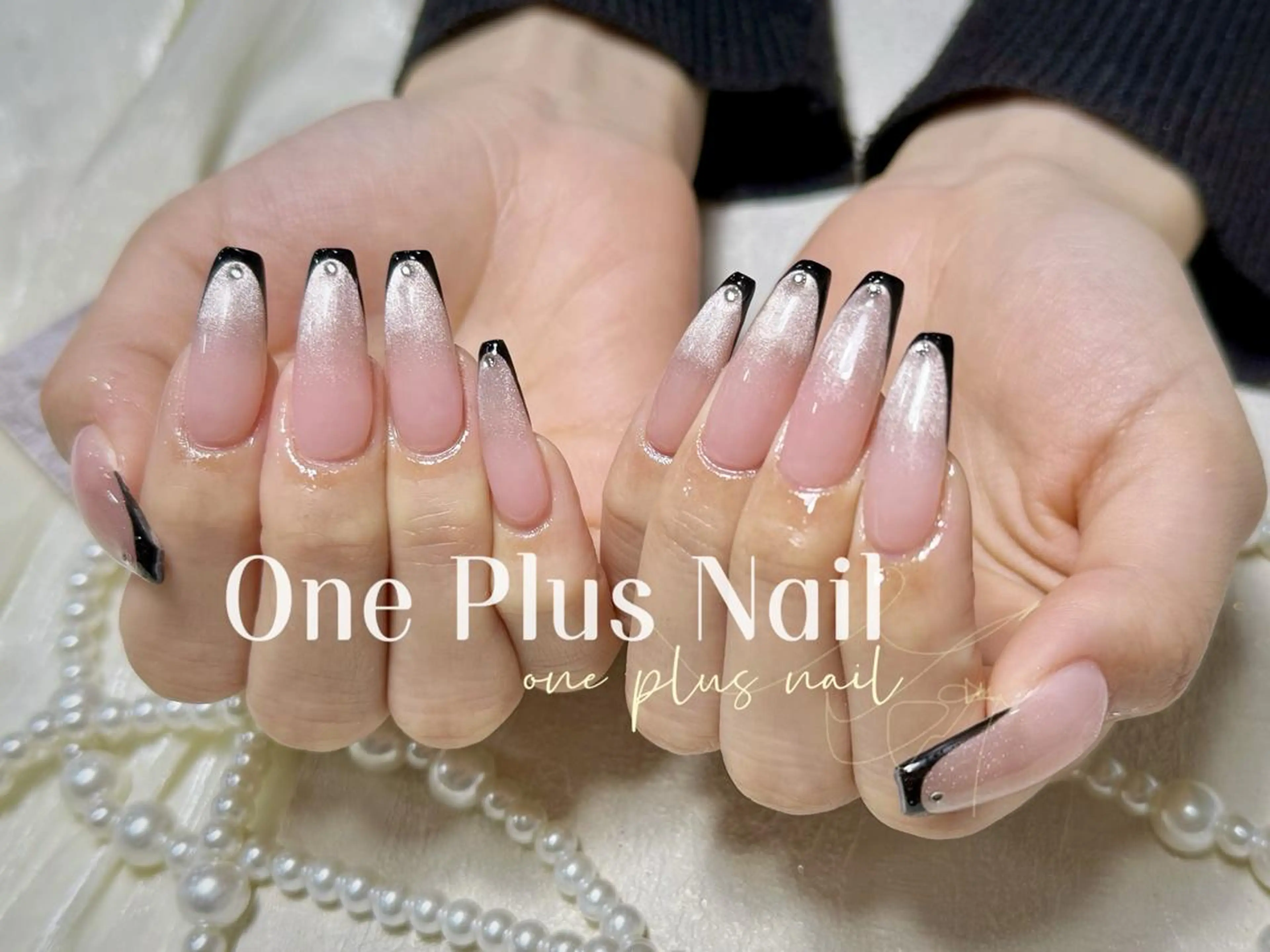 ネイル ハート キラキラネイル 韓国ネイル ロングネイル 持ち込み One Plus Nail Salonのネイルデザイン