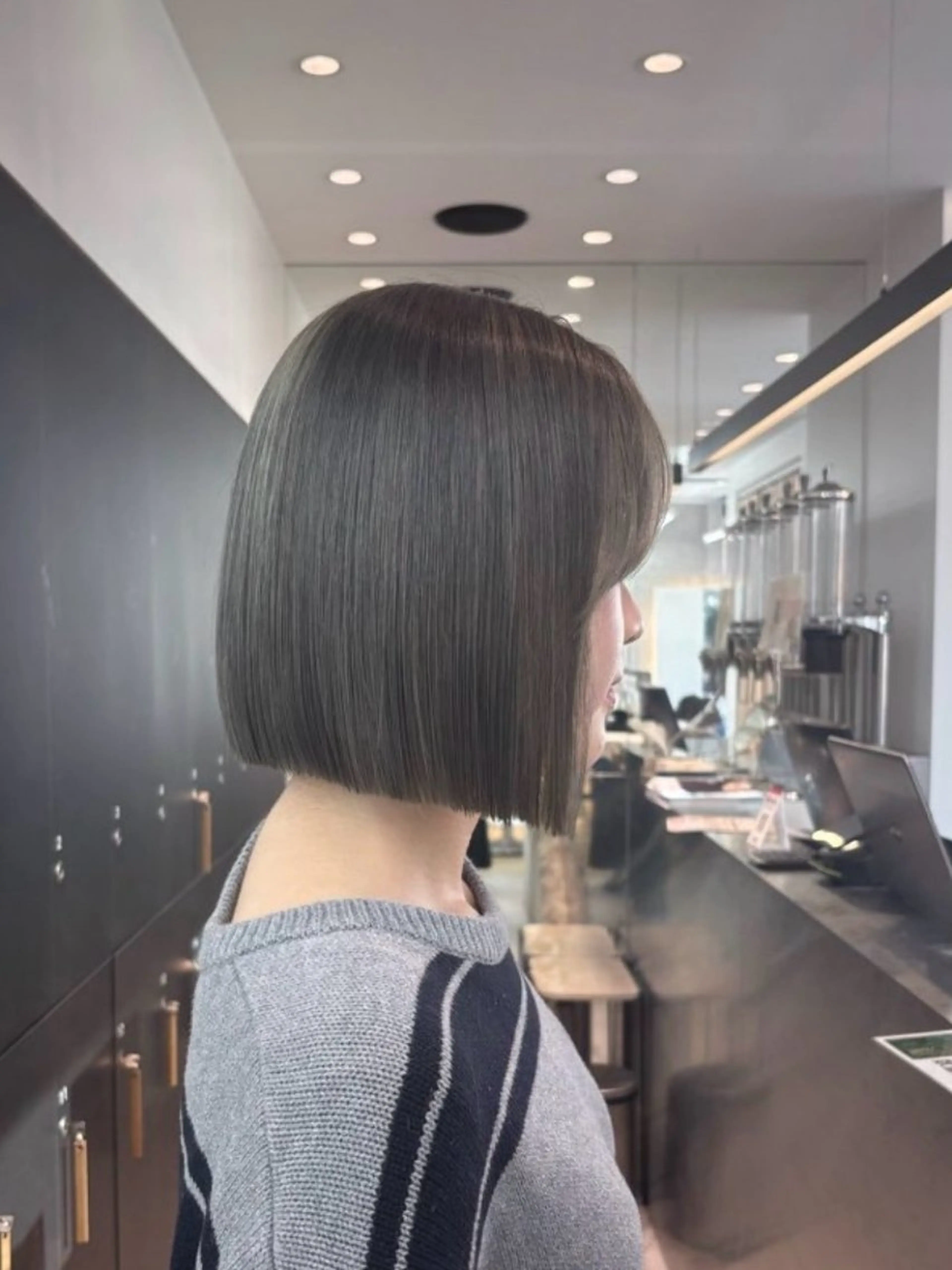 🌈ボブカット💇🏻‍♀️➕💎美髪縮毛矯正💎➕内部補修トリートメント✨️(超音波アイロン付き‼️)の写真