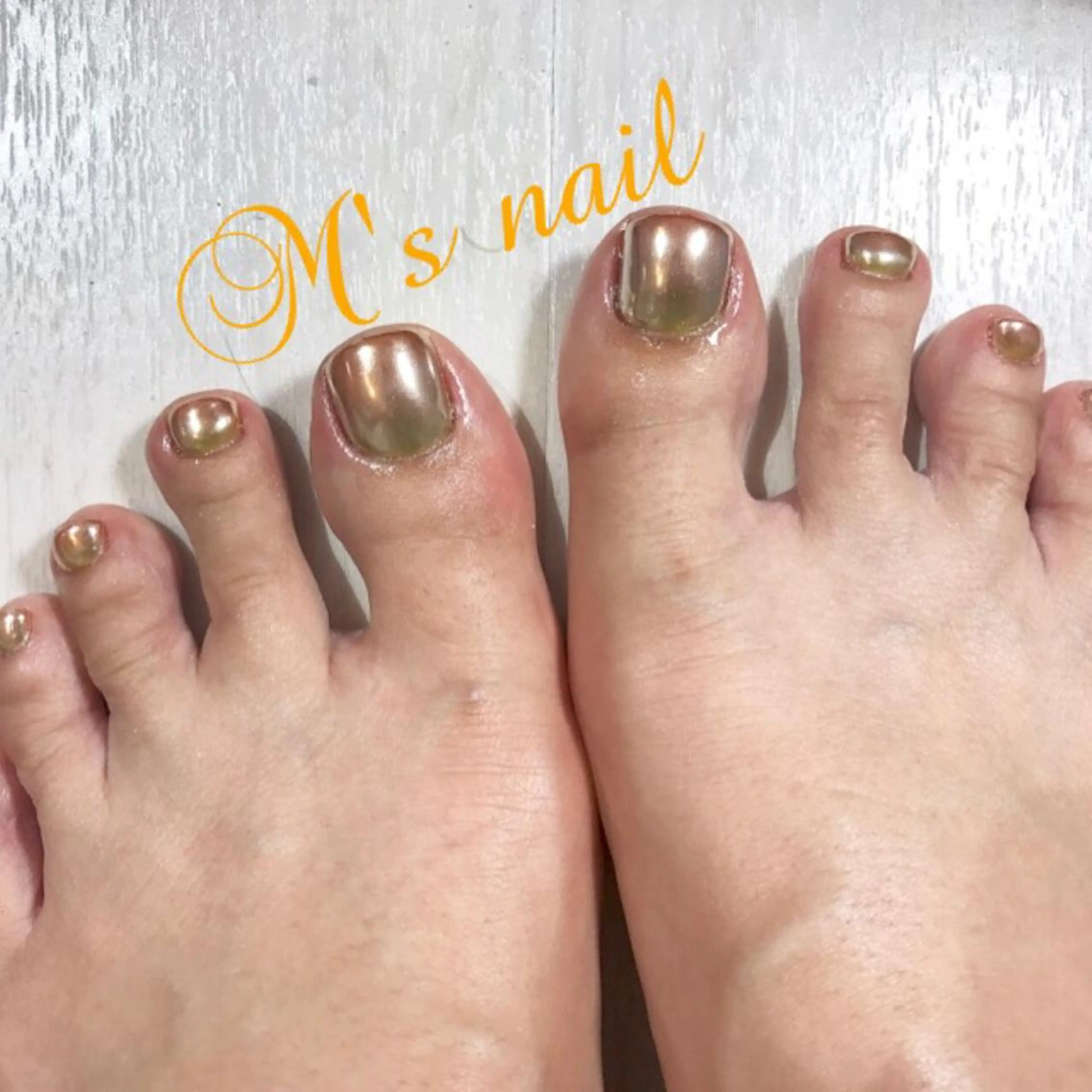 ネイル グラデーション ミラーネイル M's nail所属・M's nail ..のネイルデザイン