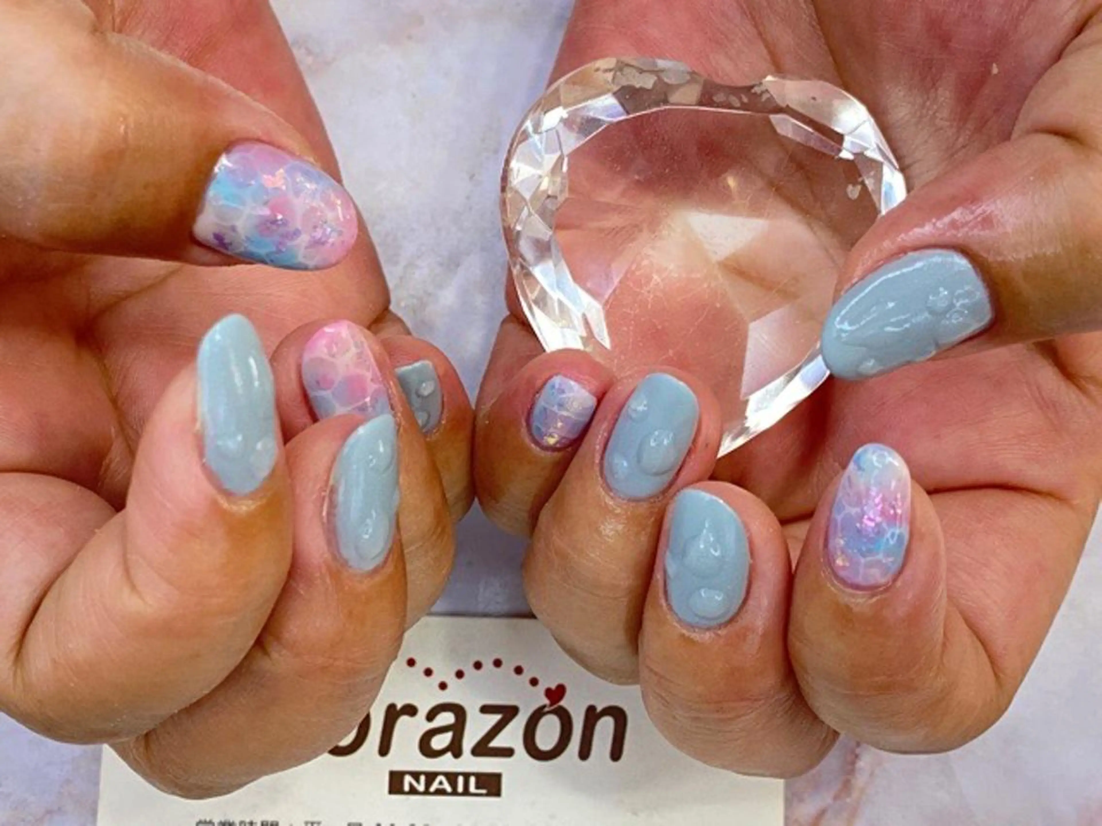 ネイル アートネイル 水色 ニュアンスネイル ピンク corazon所属・ネイリスト aicoのネイルデザイン