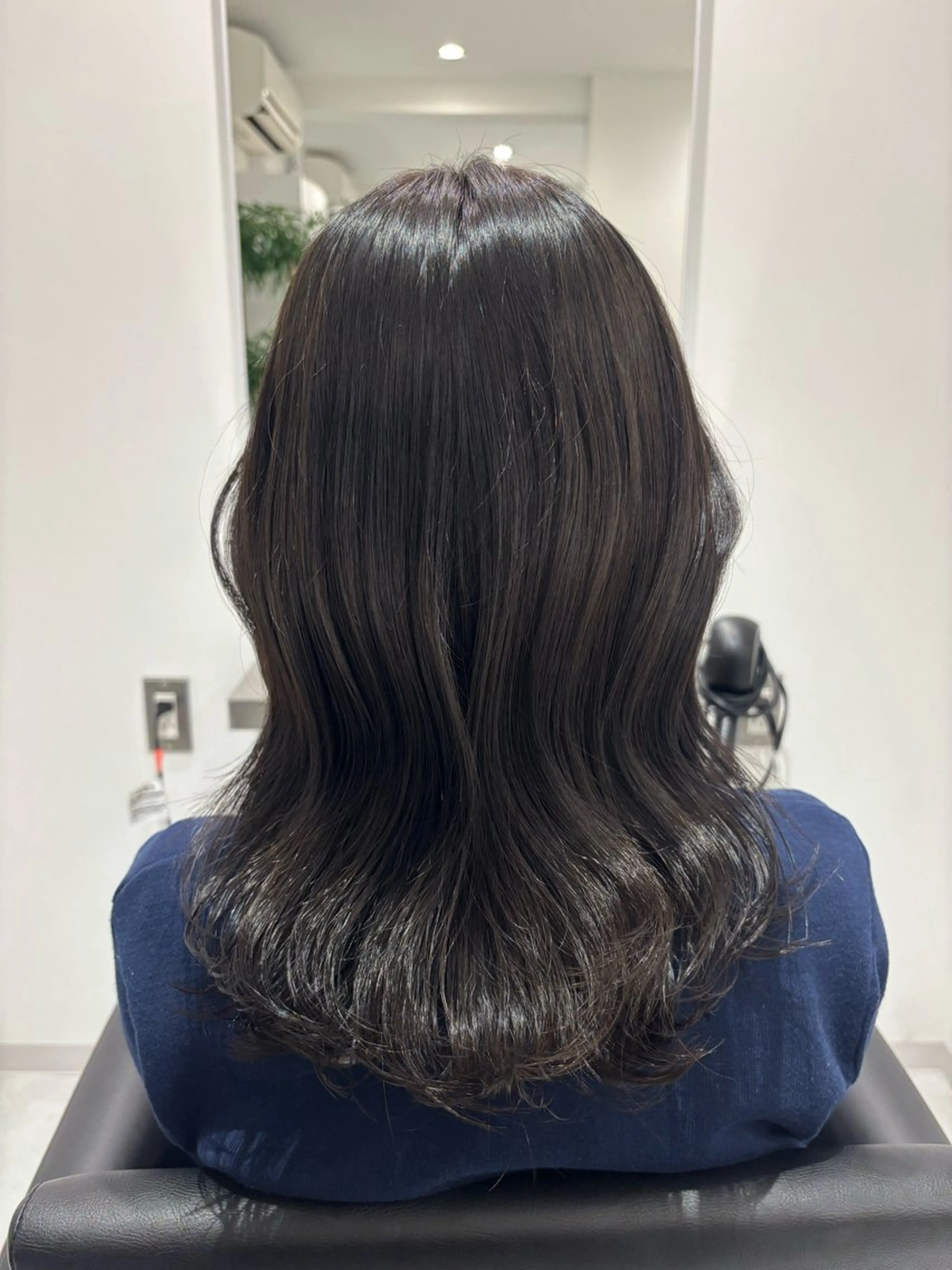 セミロング カラー ベージュカラー ブリーチ ブラウンカラー ケアブリーチ カシス ヘアカラー トリートメント ハイライト モデル募集／正源のヘアスタイル