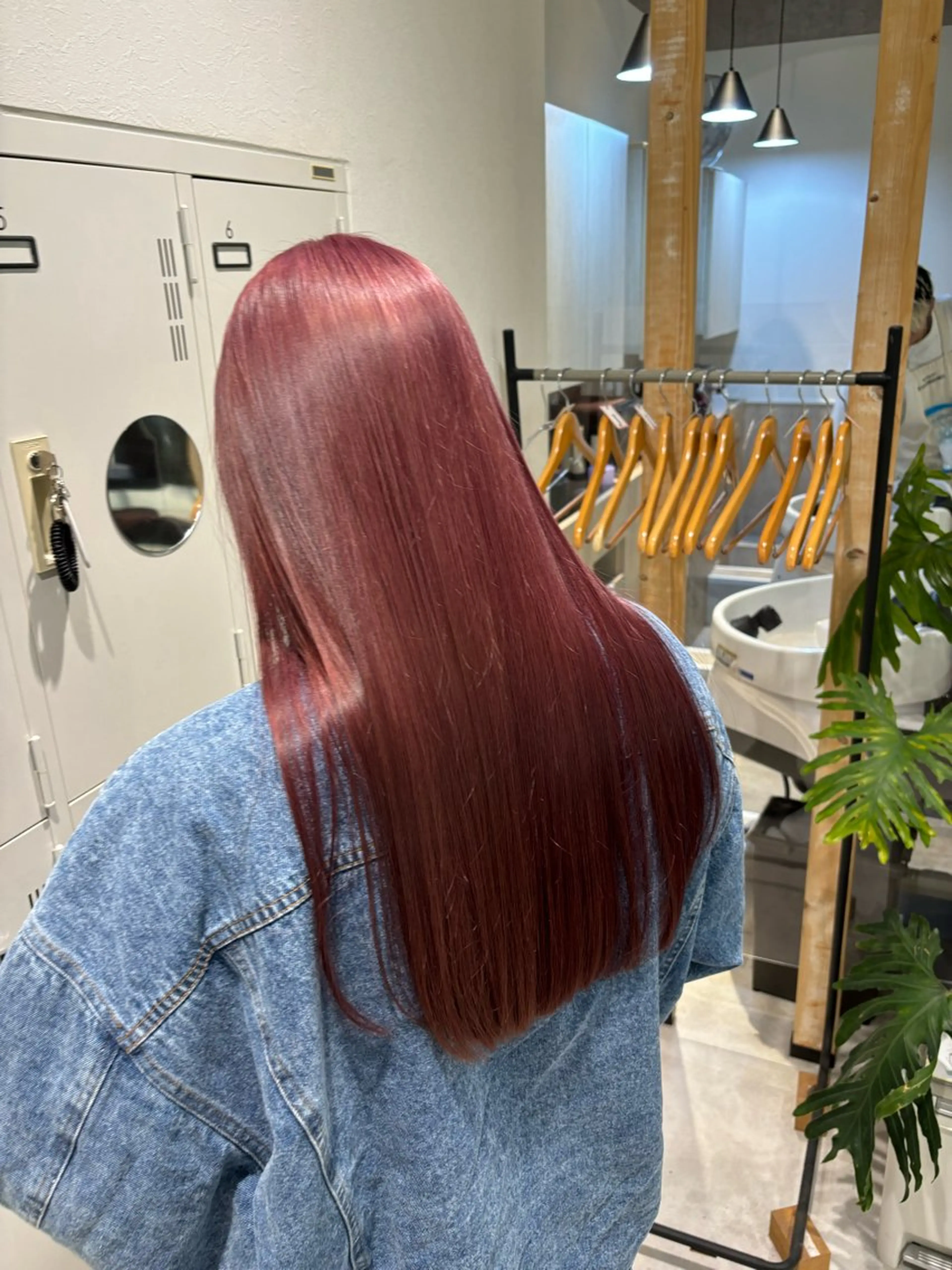 ロング omocha umiのヘアスタイル