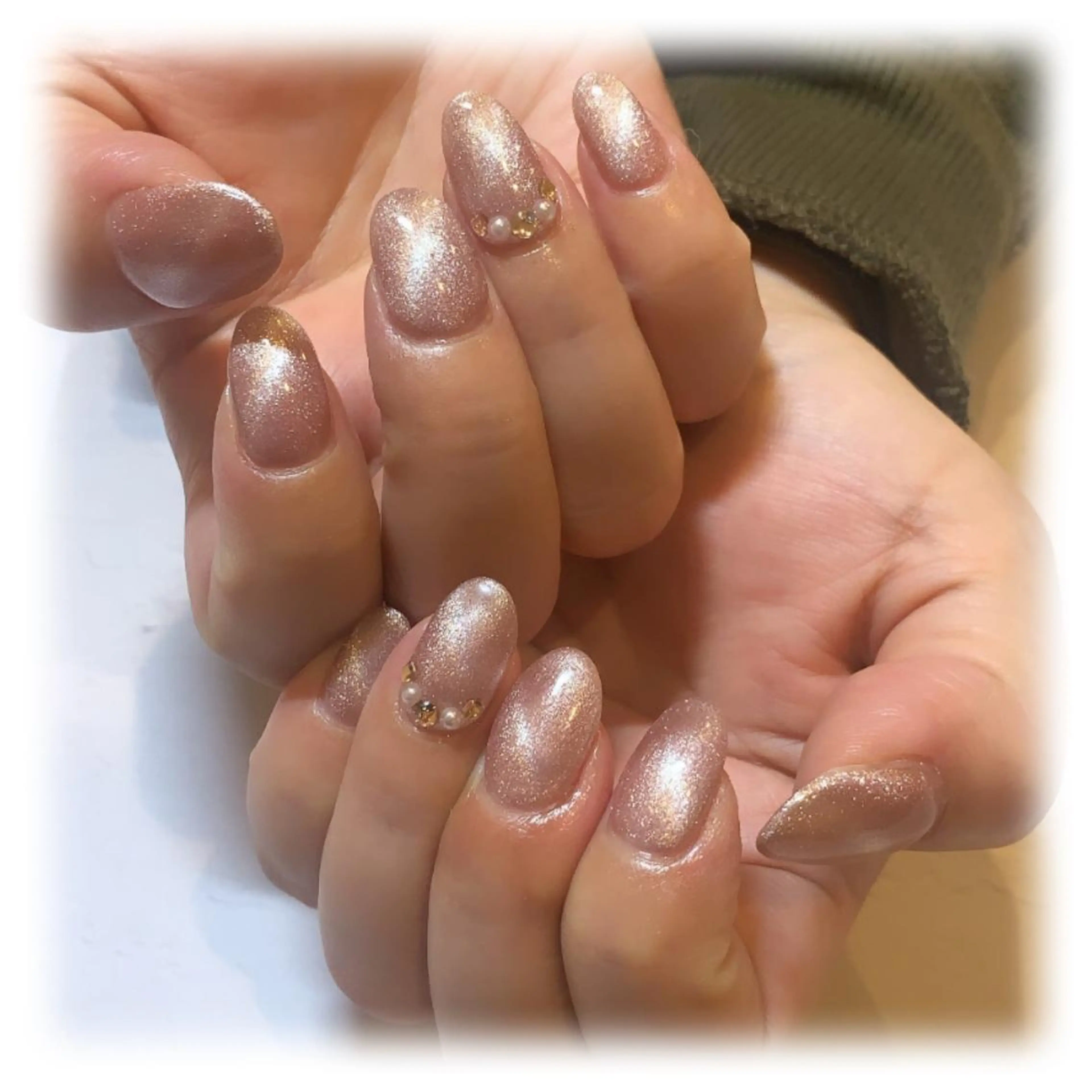 ネイル マグネットネイル ピンク ピンクベージュ ui nailのネイルデザイン