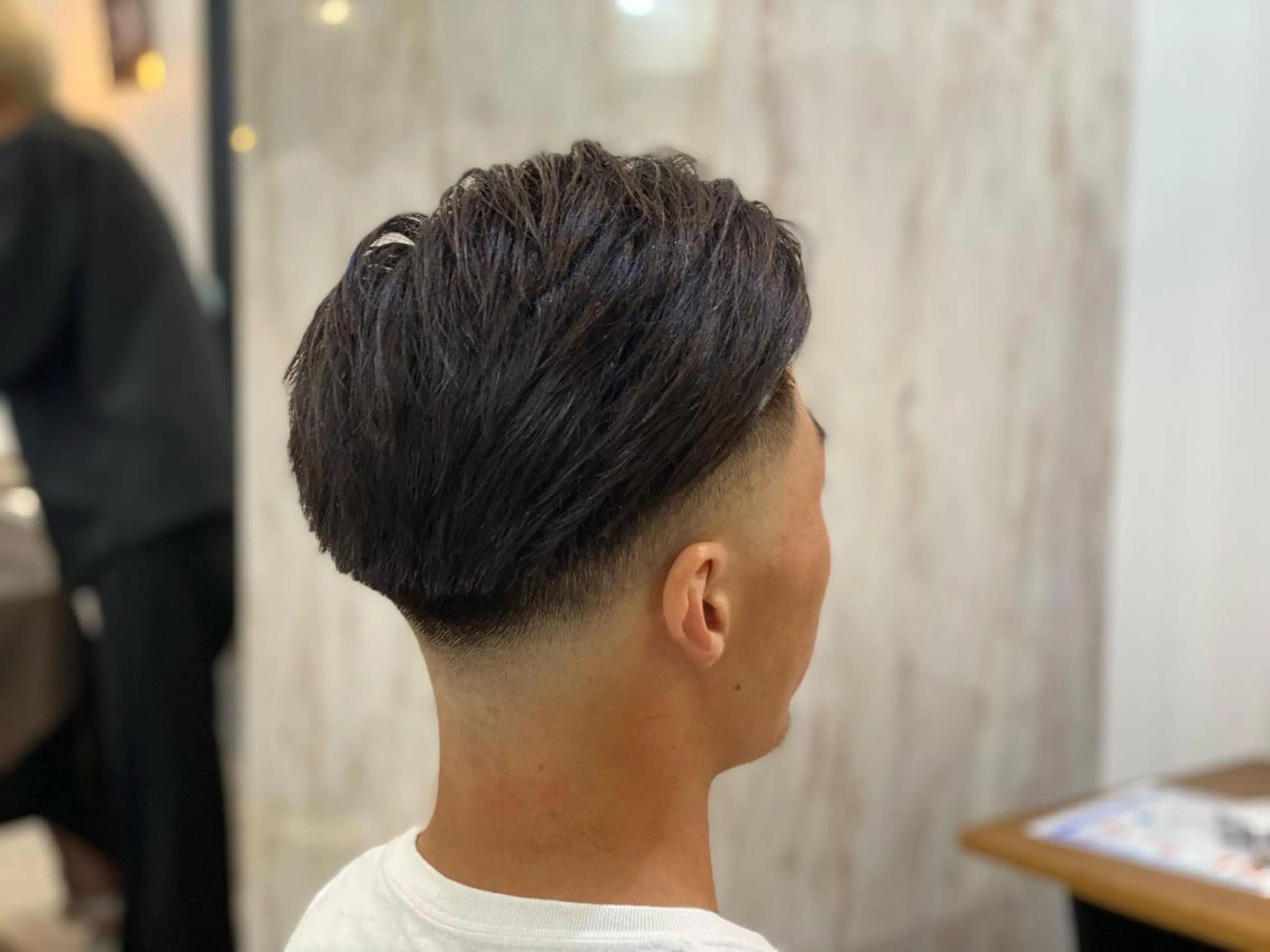 ショート メンズ 泰成/メンズ特化/ フェード/ツイスパのヘアスタイル
