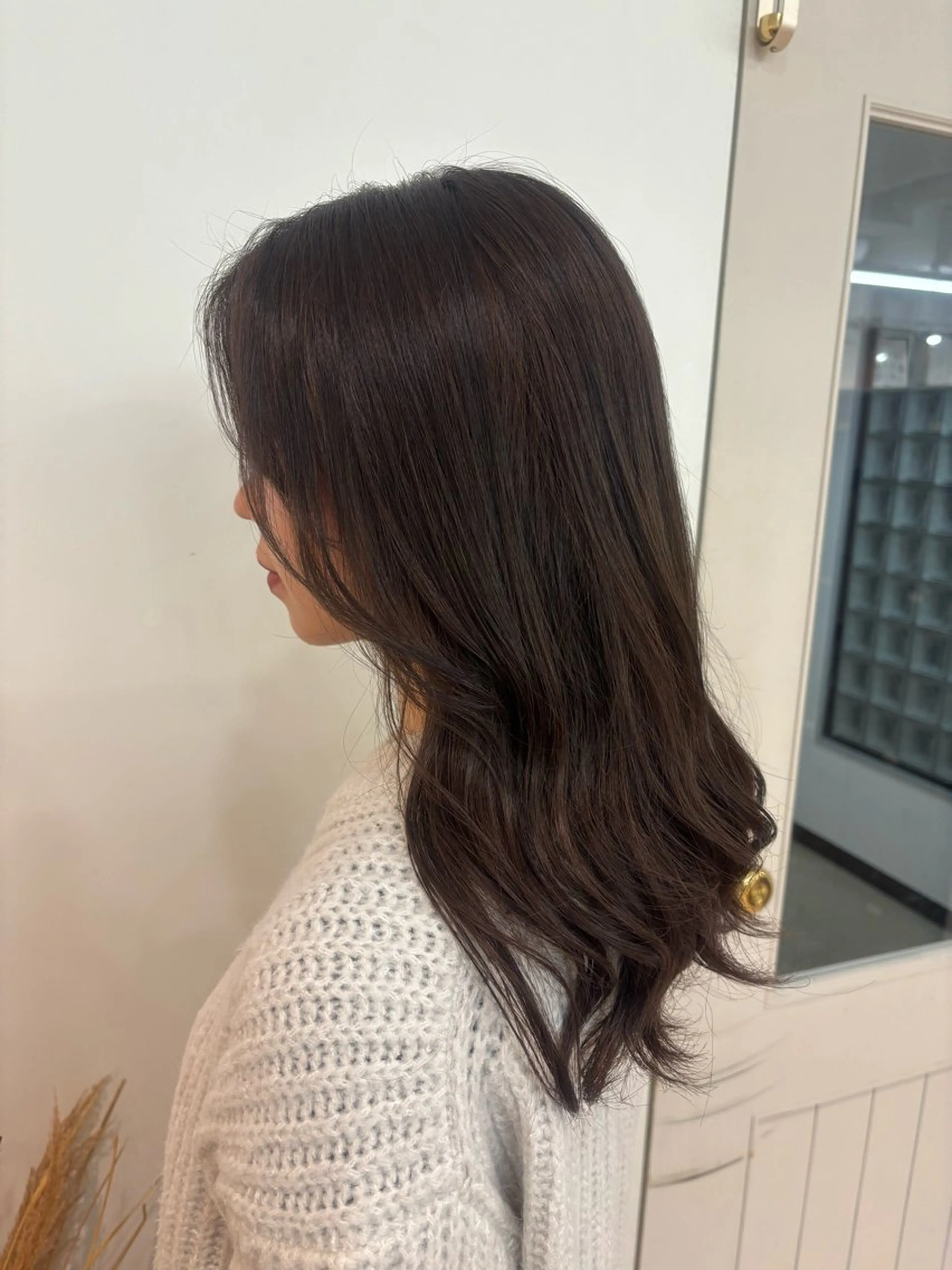 ロング カット ヘアカラー 室谷 ゆりあのヘアスタイル