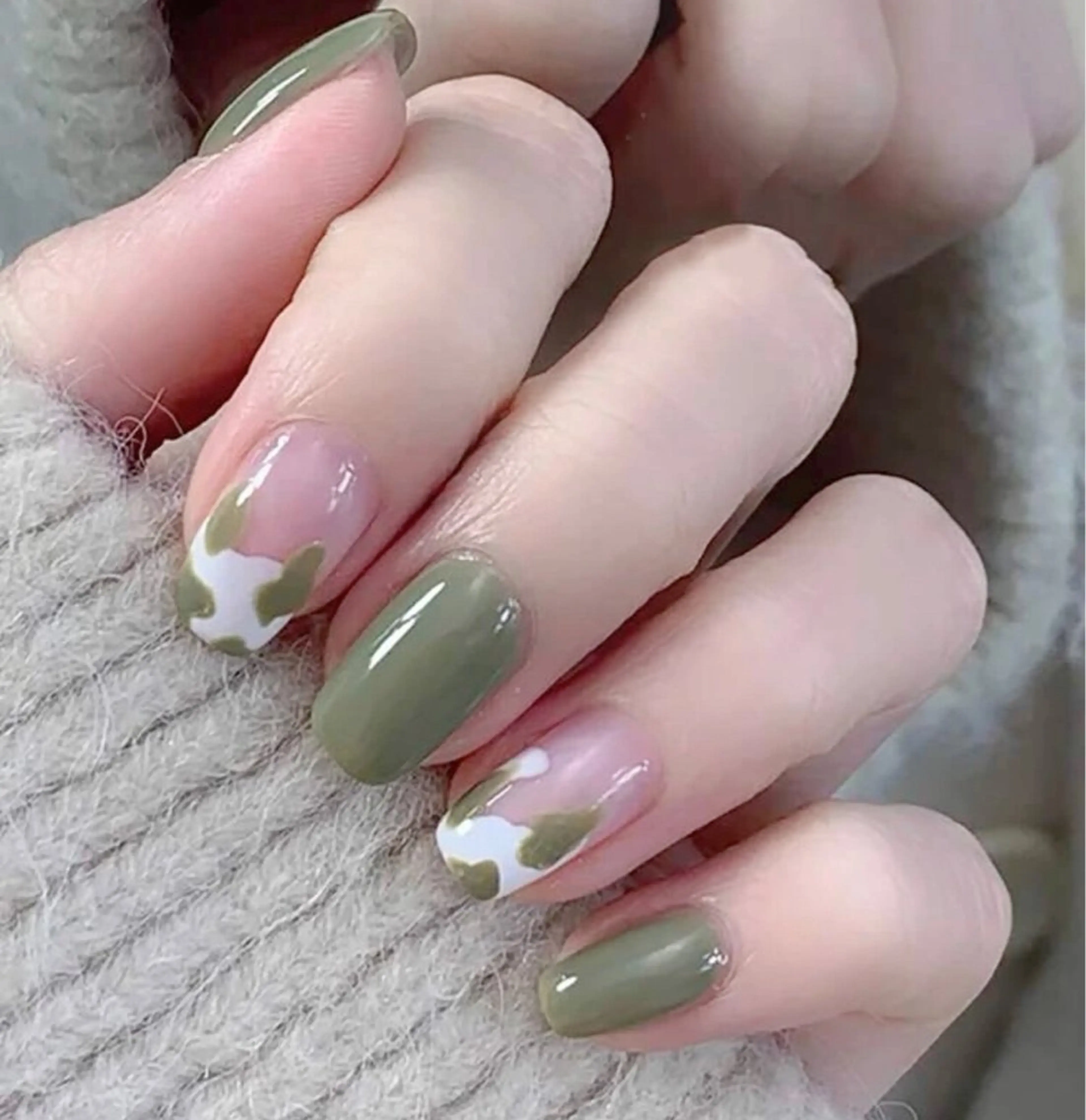 ネイル ハンドネイル ゲン レイカのネイルデザイン