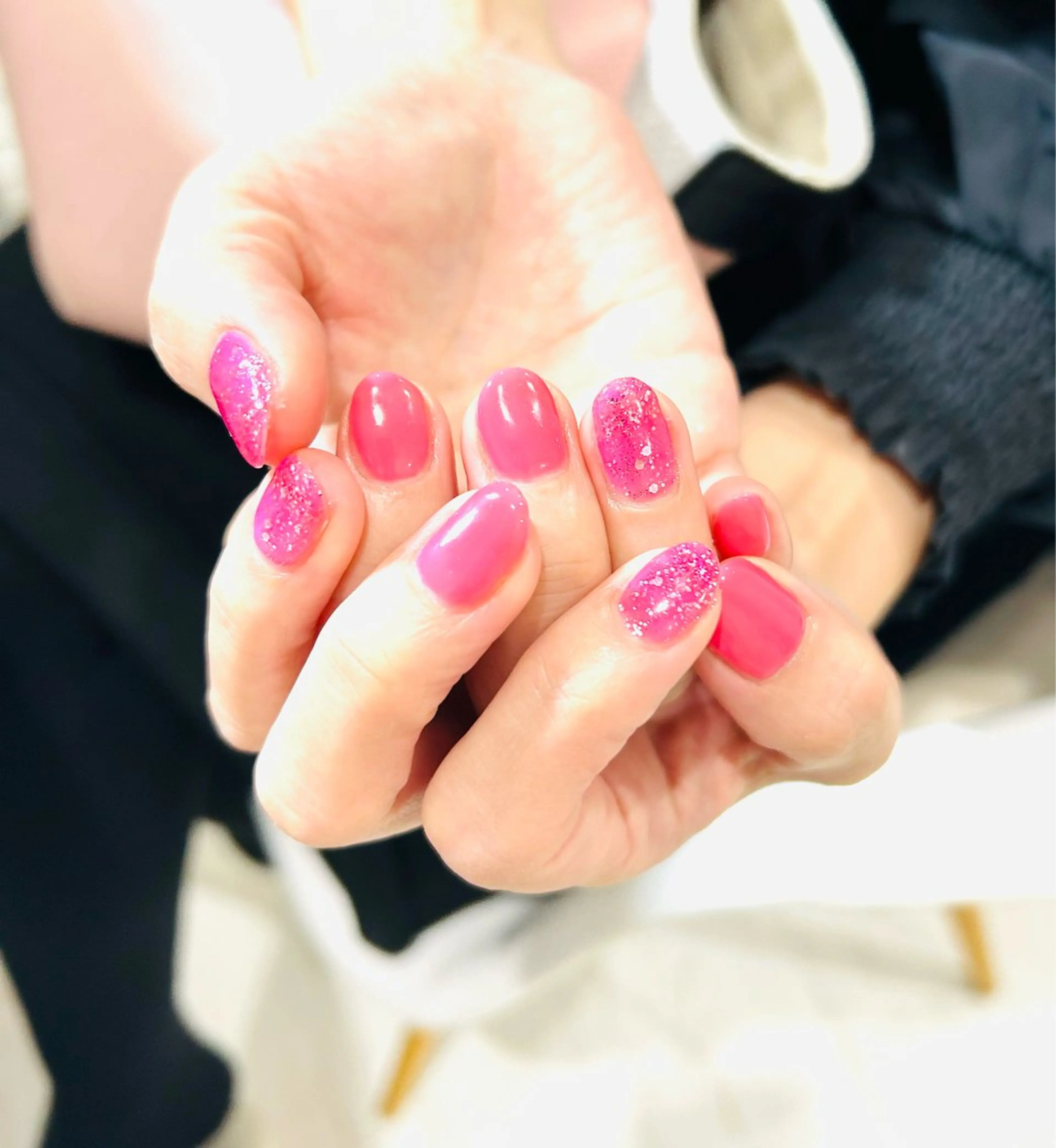 ネイル フラッシュネイル フットネイル フレンチネイル ラメ(グリッター) ラメグラデーション Ｈ3（エイチスリー）所属・H3 hitoのネイルデザイン