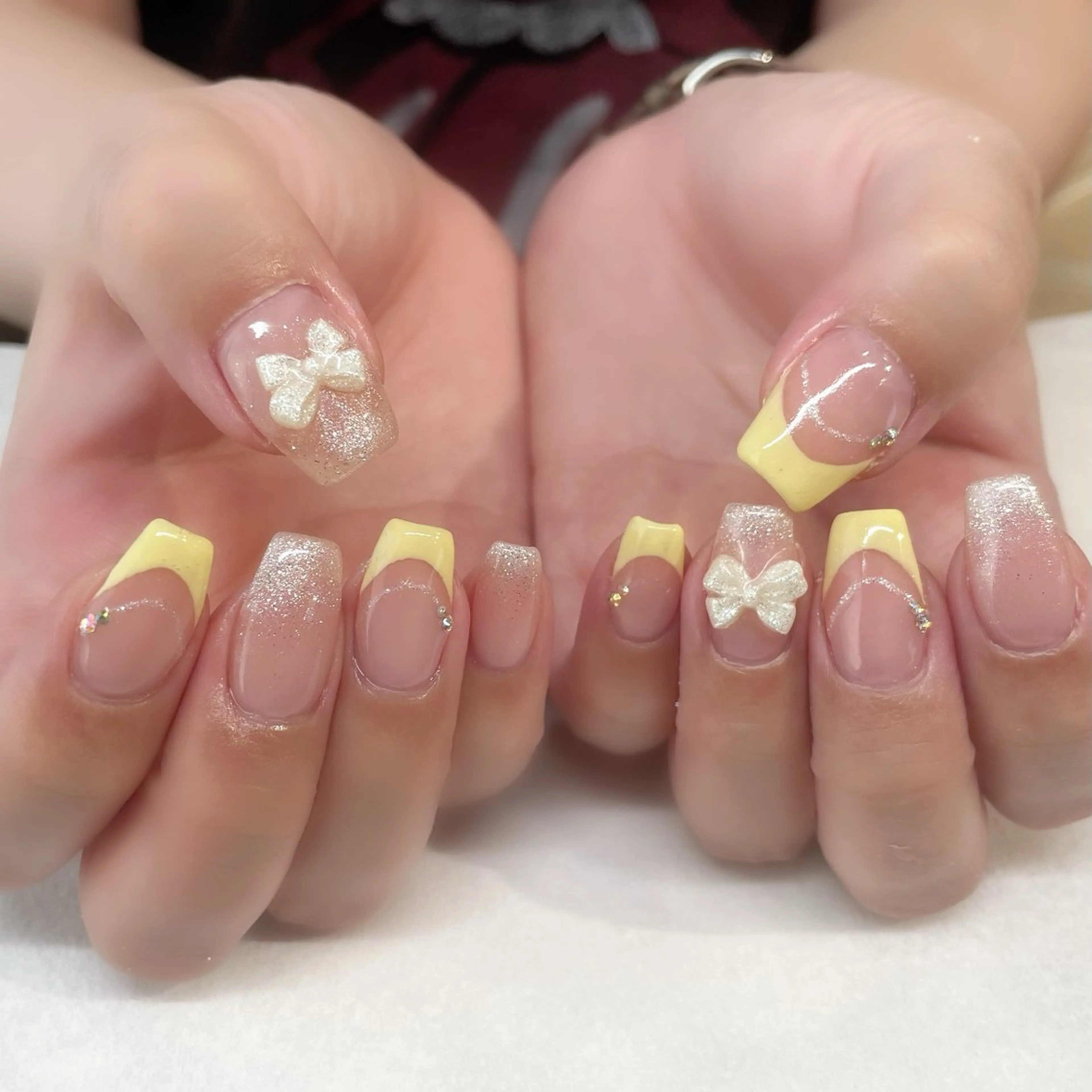 ネイル ハンドネイル 🌈🐰 saki. m 🐰🌈のネイルデザイン