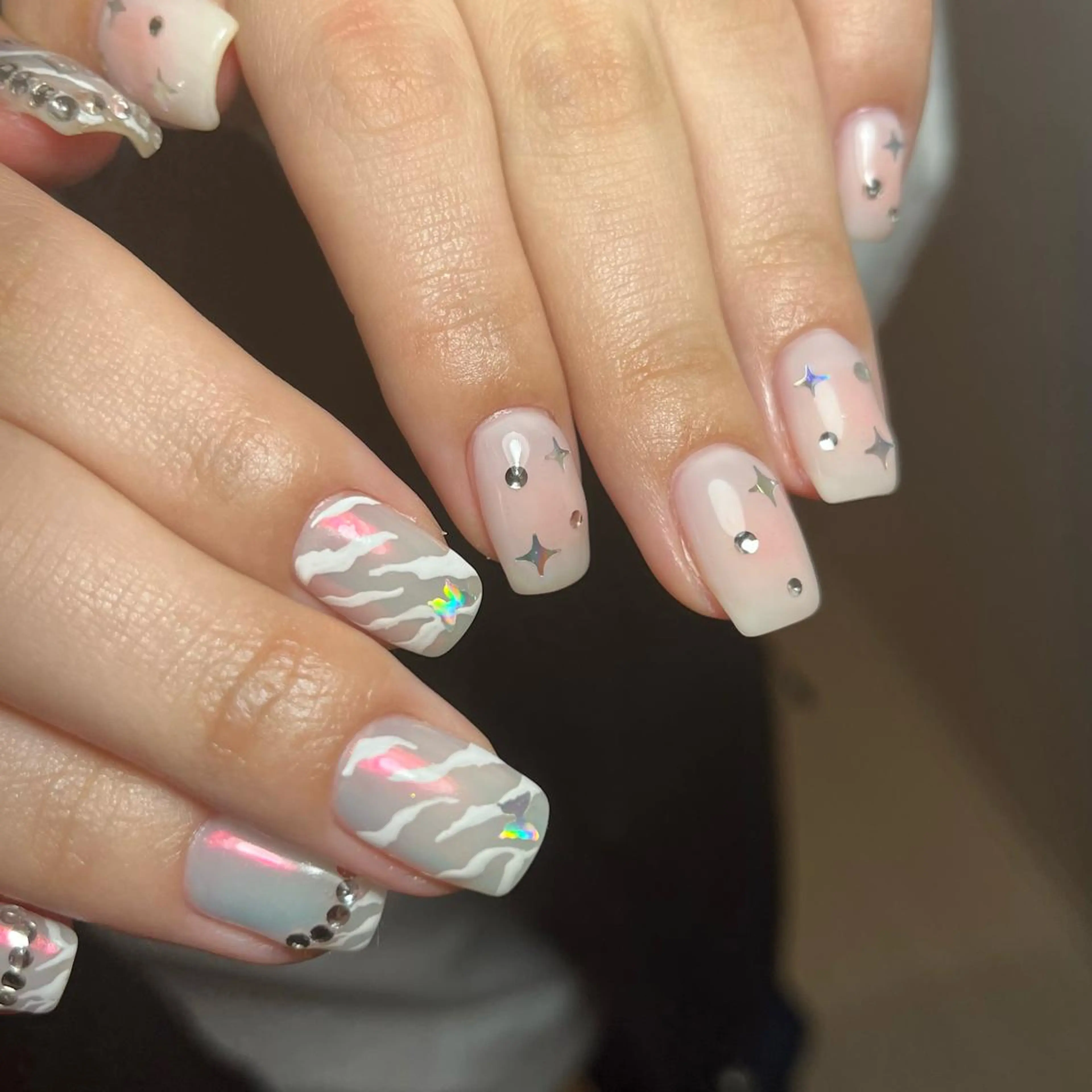 ネイル ハンドネイル NORA nail UMEDAのネイルデザイン