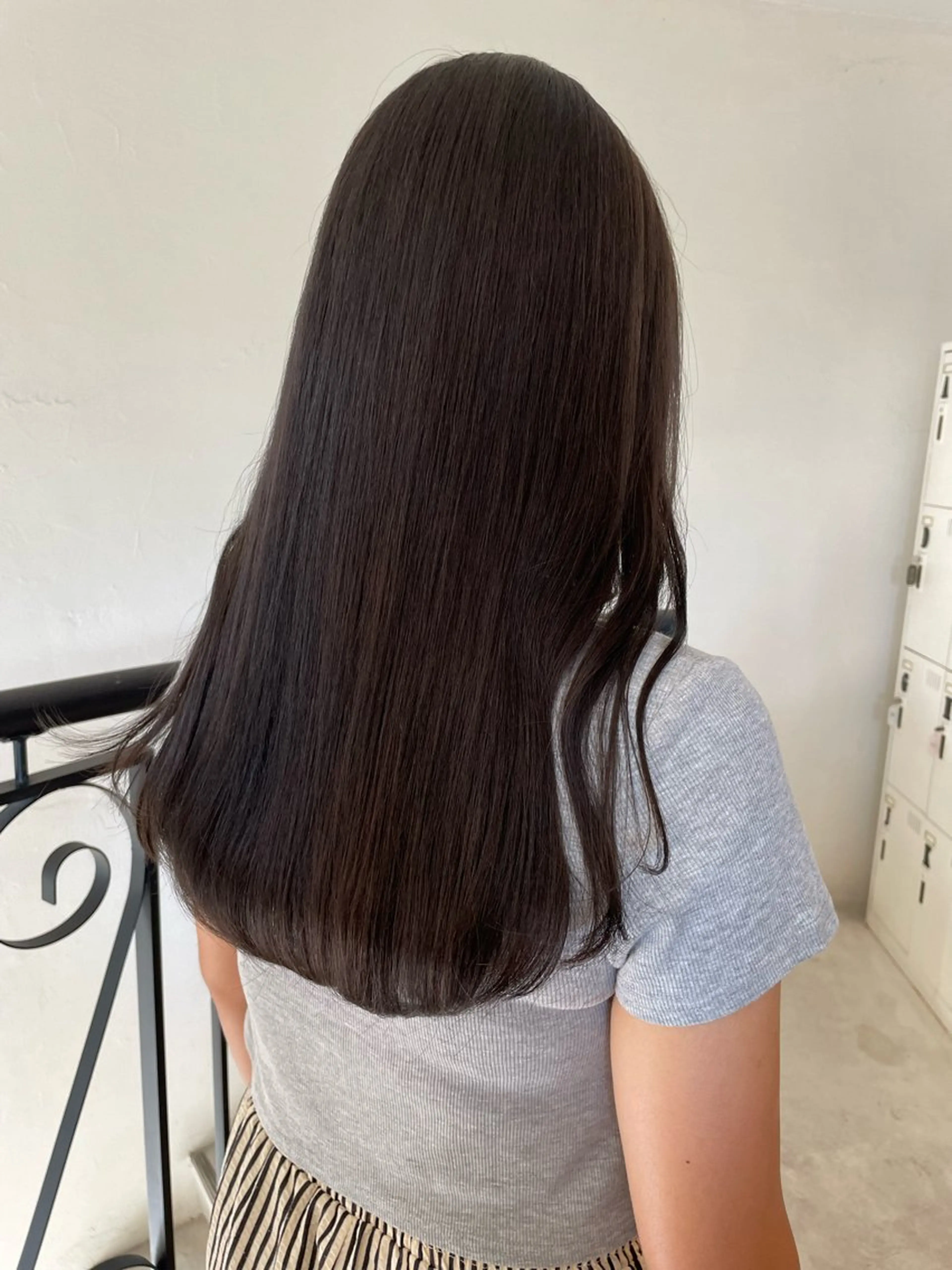 セミロング カラー ヘアカラー FERIA桃山台🍑 𝕄𝕖𝕘𝕦のヘアスタイル
