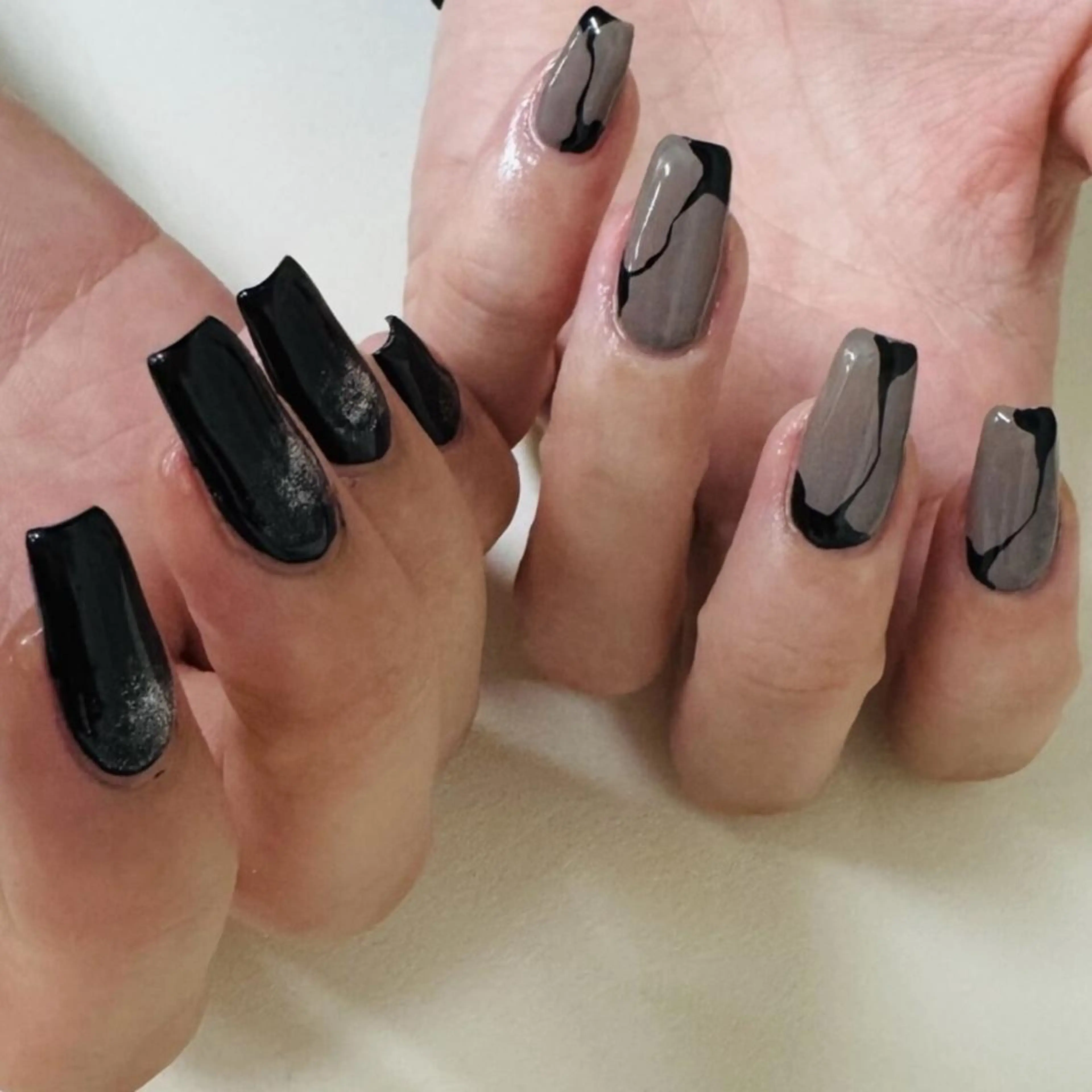 ネイル ジェルネイル 韓国ネイル ニュアンスネイル ワンホンネイル nailstudio eviz新宿店のネイルデザイン