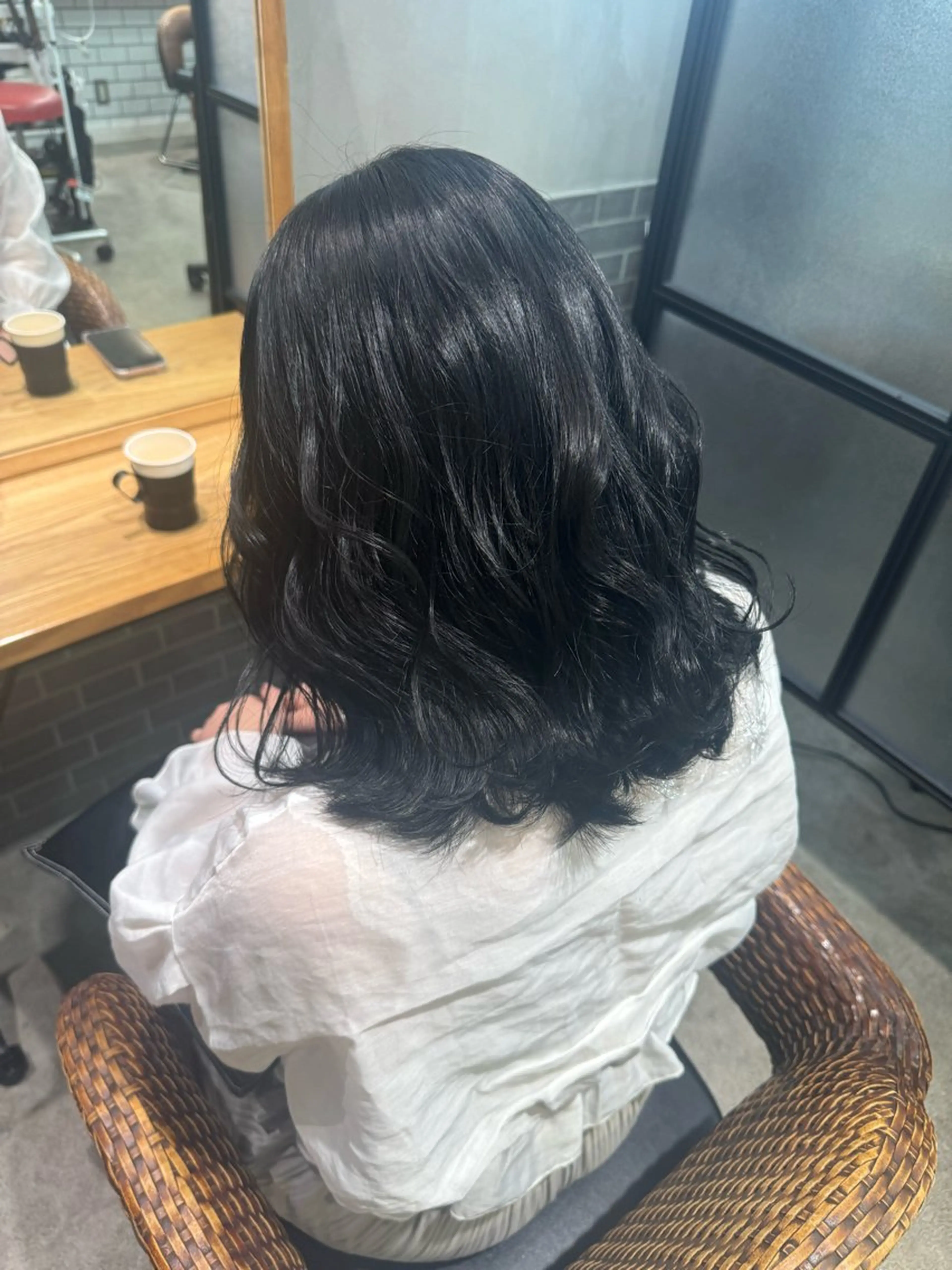 ミディアム カラー 黒髪 ヘアカラー トリートメント red neo あいりのヘアスタイル