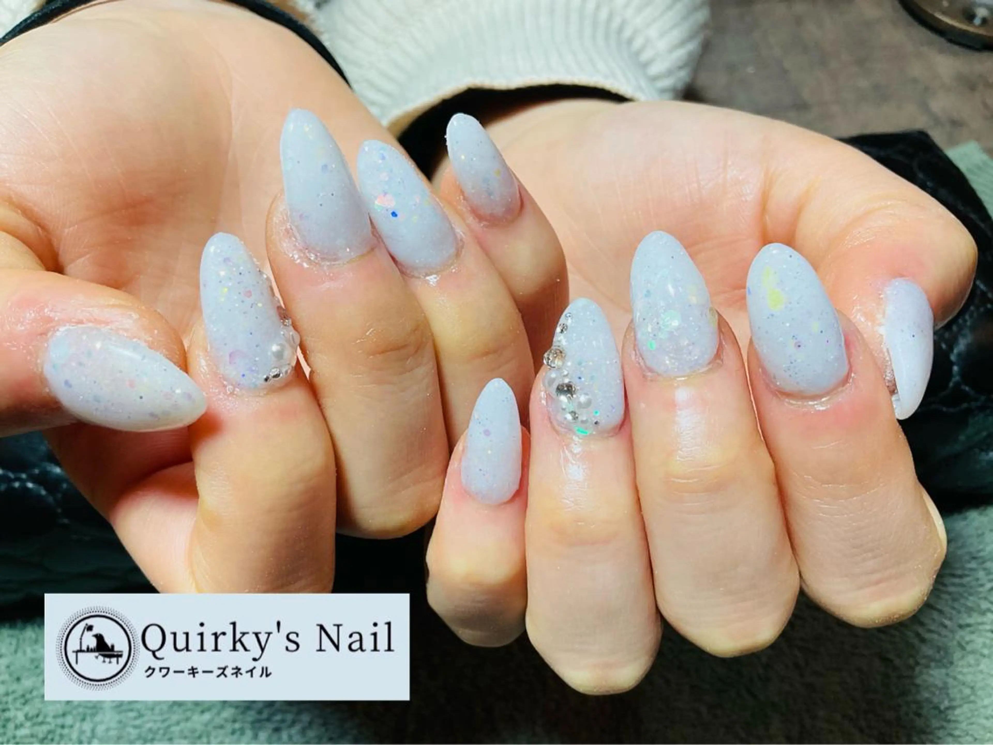 ネイル アートネイル ジェルネイル グラデーション ホログラムネイル キラキラネイル Quirky's Nail【栄店】のネイルデザイン