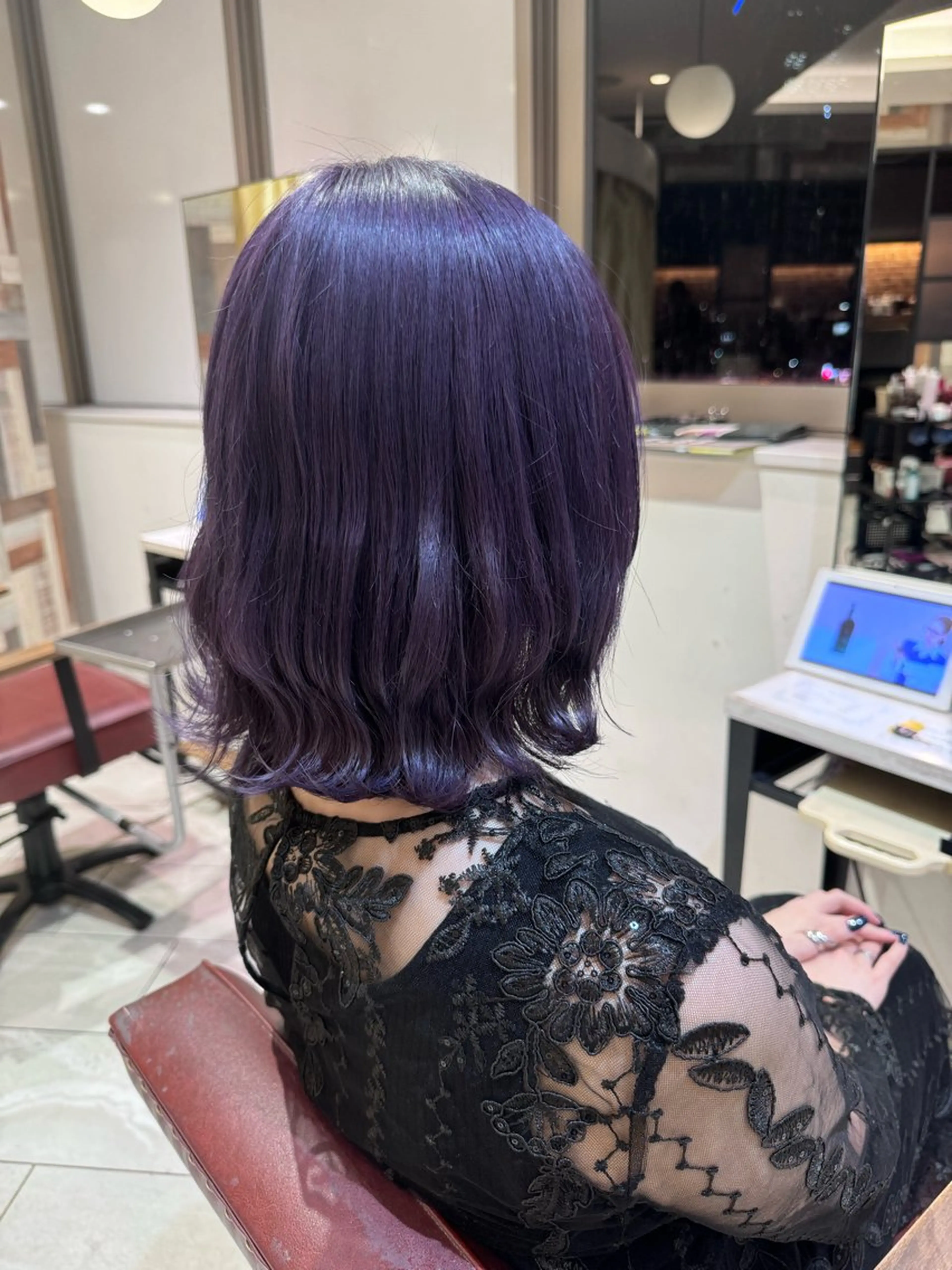 ミディアム カラー ブリーチ パープルカラー ヘアカラー オーガニック/白髪 ぼかし/斎藤相慶のヘアスタイル