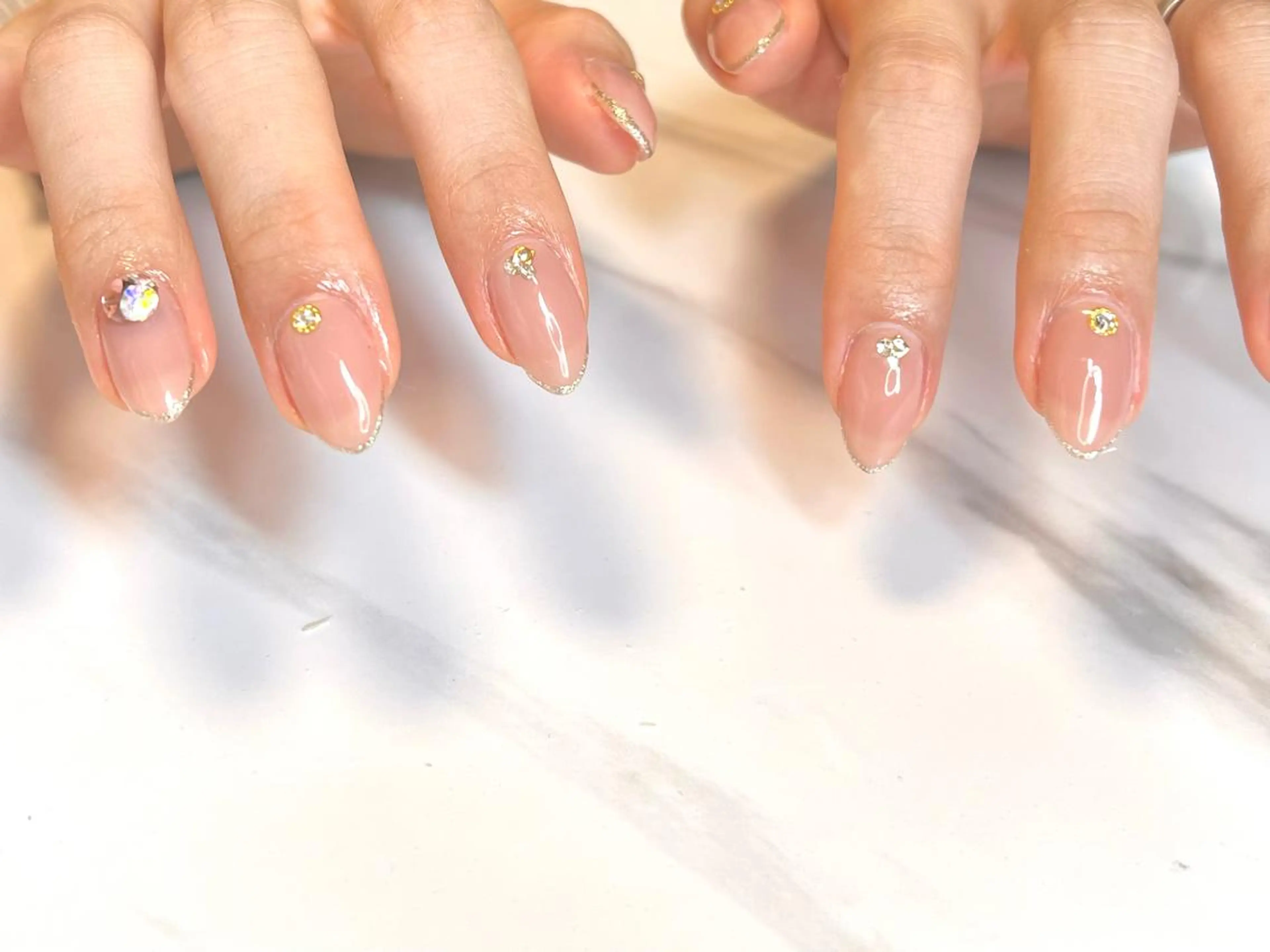 セミロング ネイリスト シンのネイルデザイン