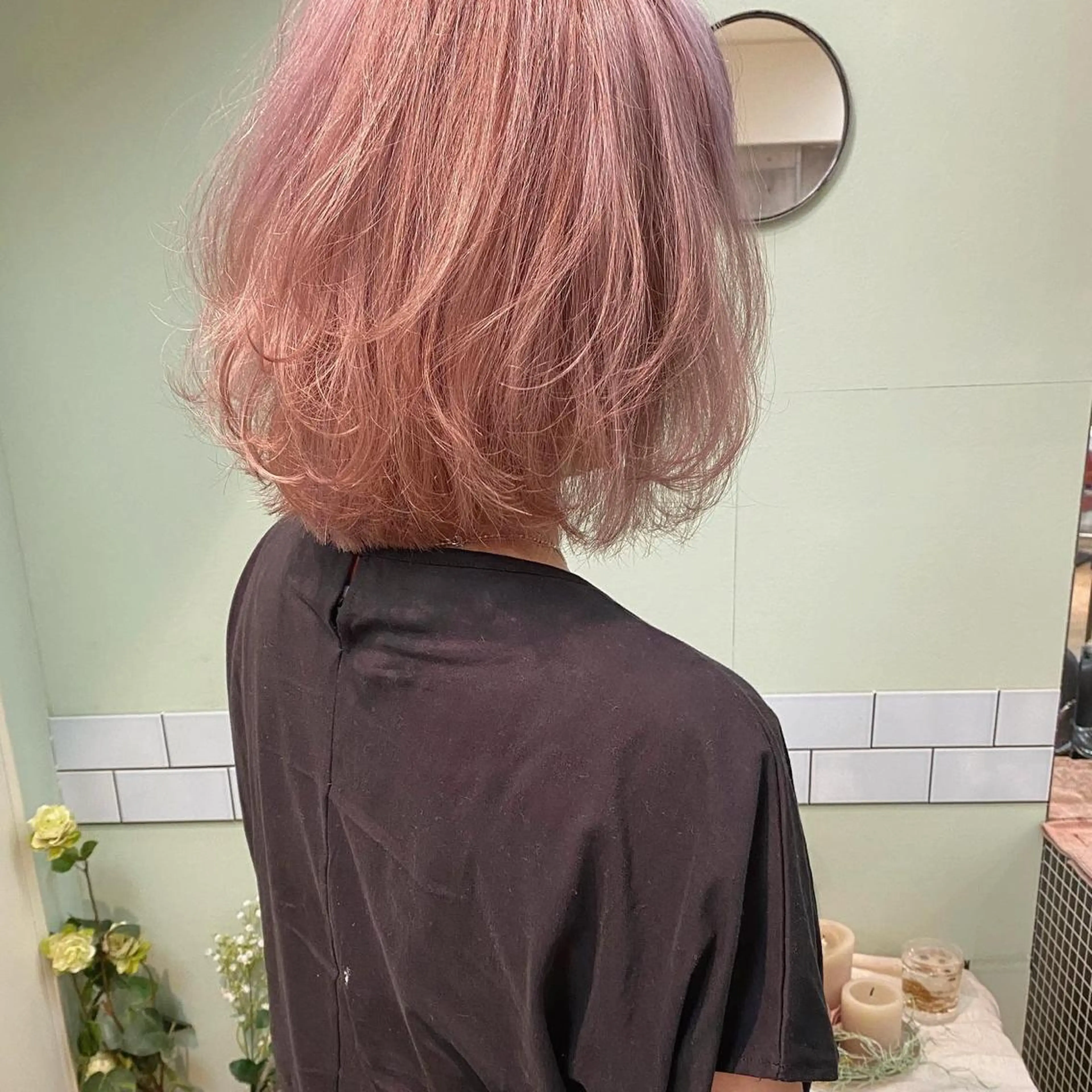 ミディアム カラー ブリーチ ピンクカラー カット ヘアカラー トリートメント 髪質改善ｶﾗｰ ｹｱﾌﾞﾘｰﾁ/ﾀﾑのヘアスタイル