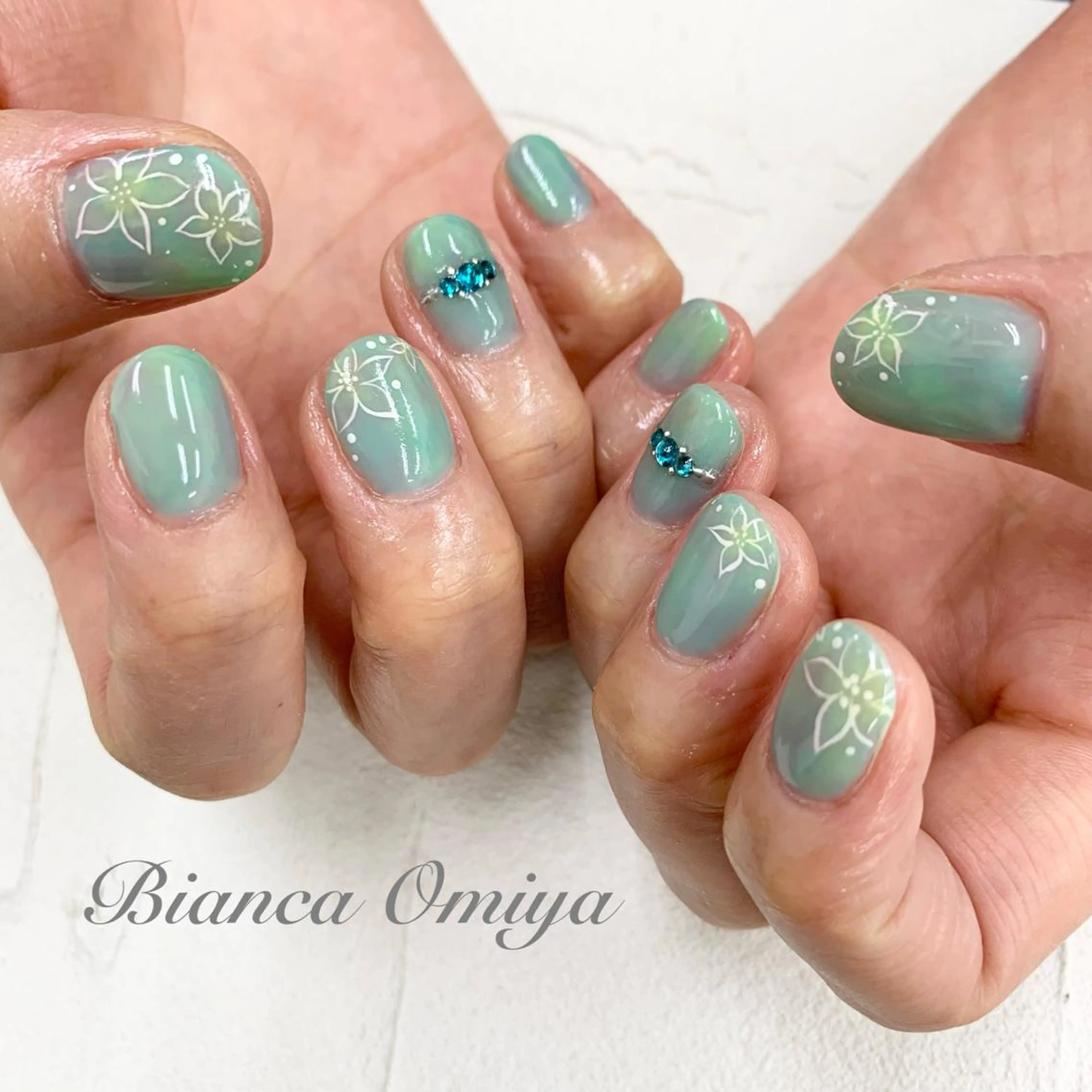 ネイル ビアンカ大宮 店長 モリサワレイラのネイルデザイン