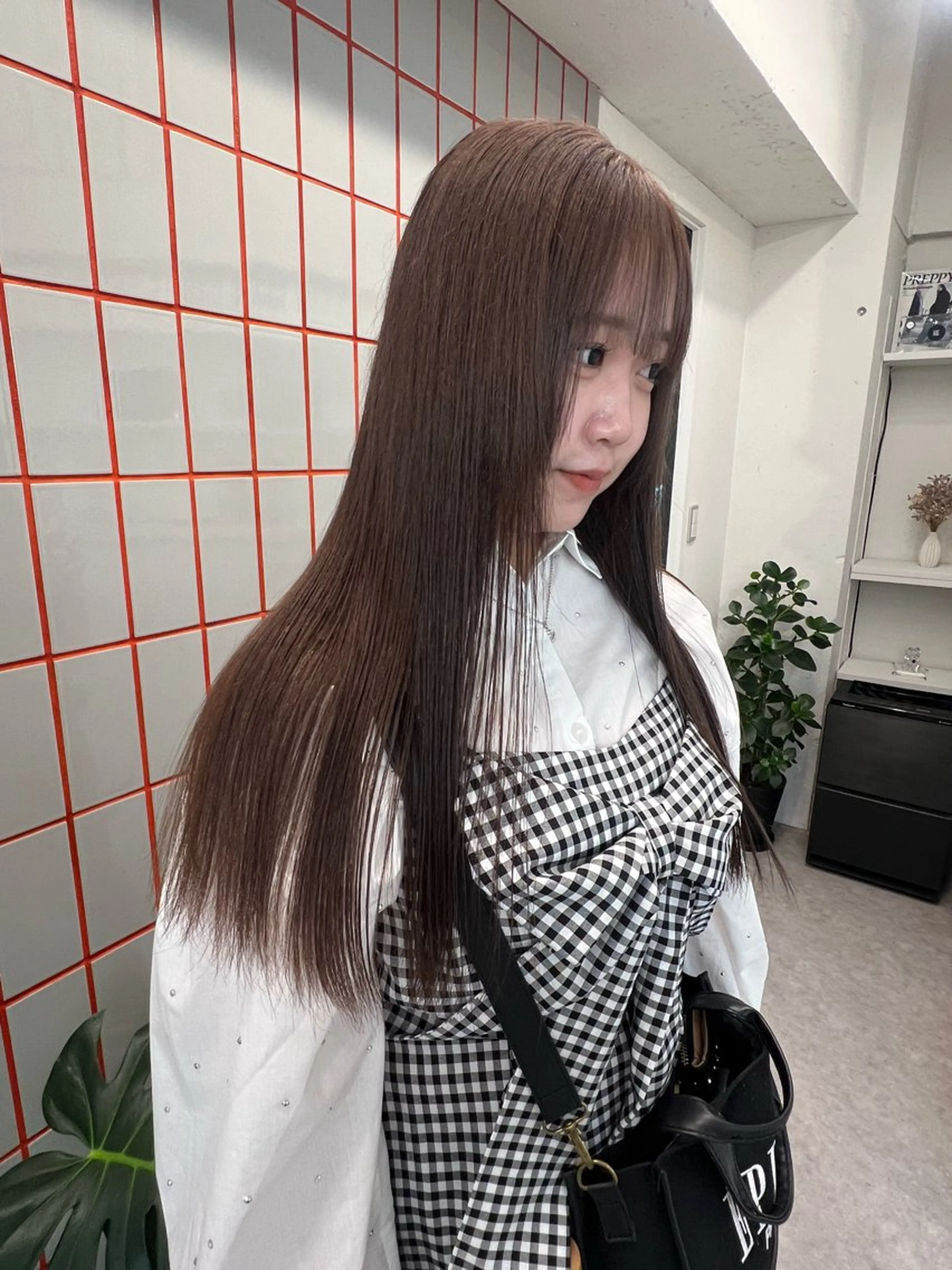 ロング カラー ブリーチ 透明感カラー ヘアカラー トリートメント PELE SAKAE airiのヘアスタイル