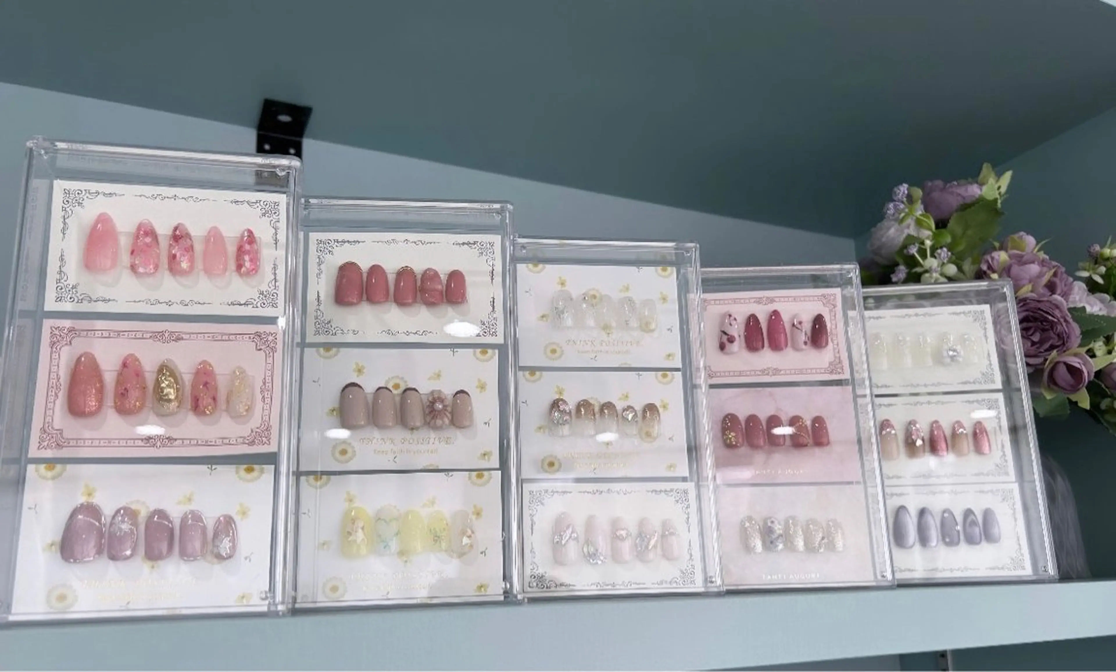 ネイル salon AQUA MIKAのネイルデザイン