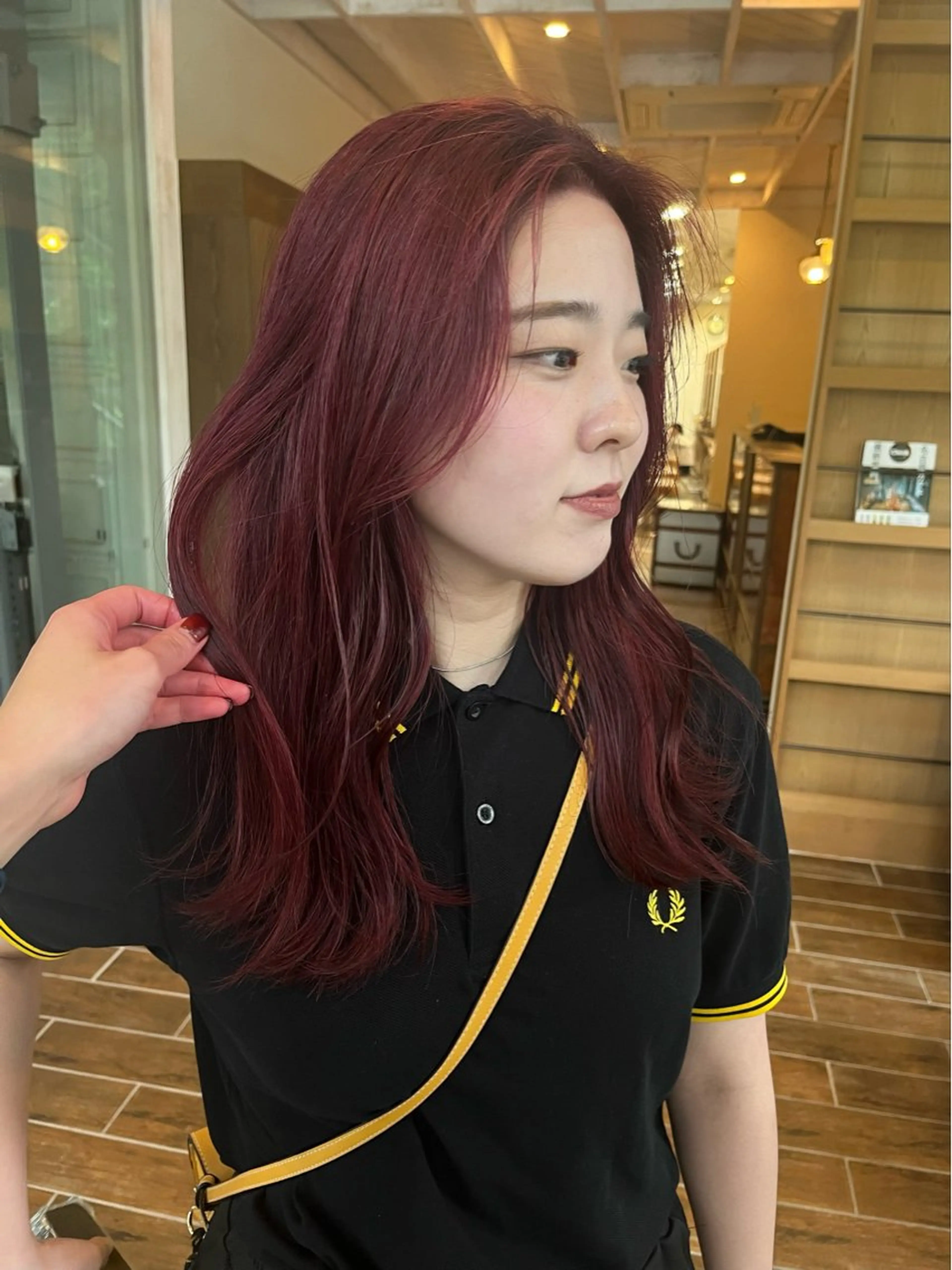 ミディアム カラー 松野 心音のヘアスタイル