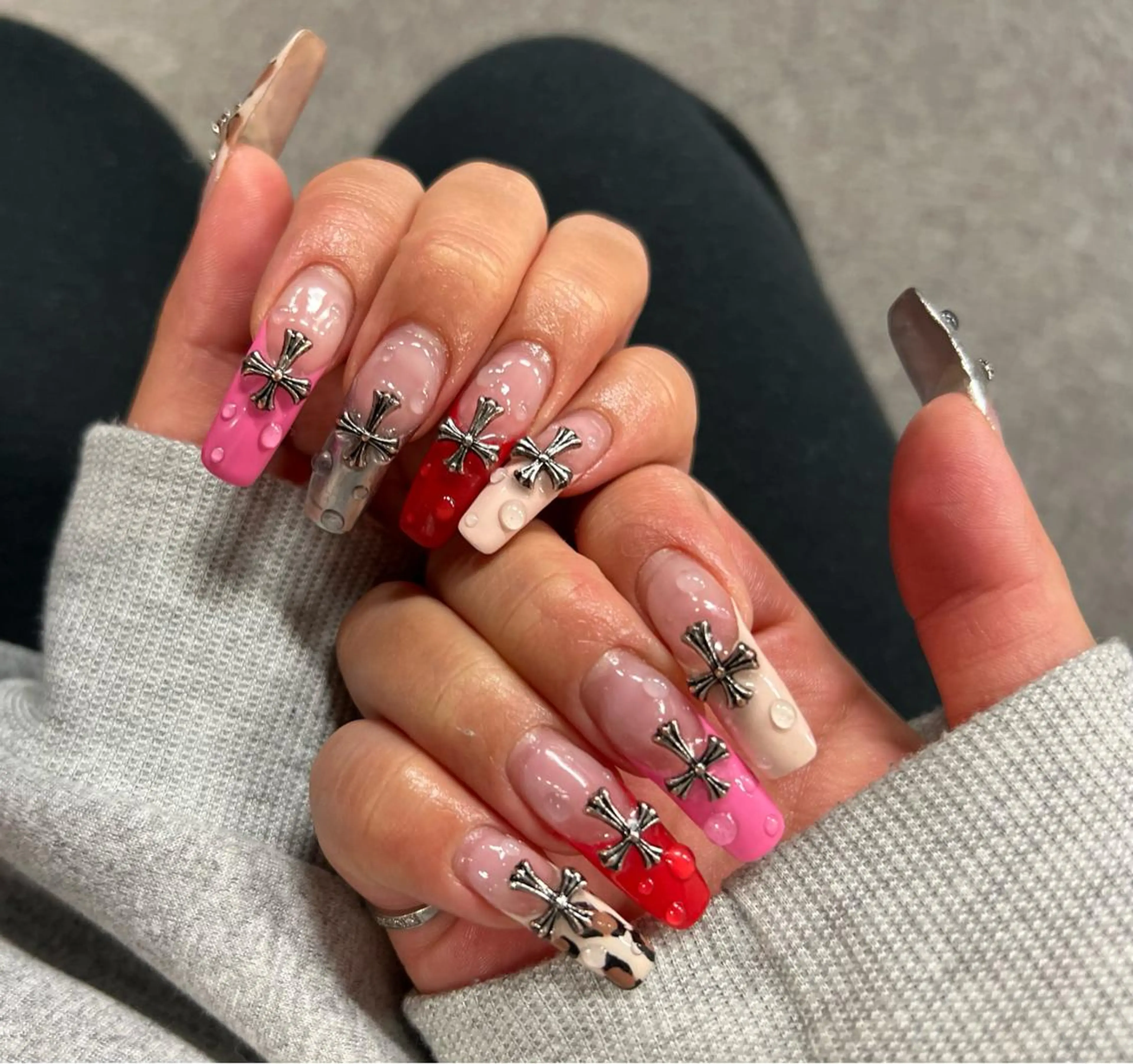 ネイル zirnail所属・zir  nail 🕊️💗RIOのネイルデザイン